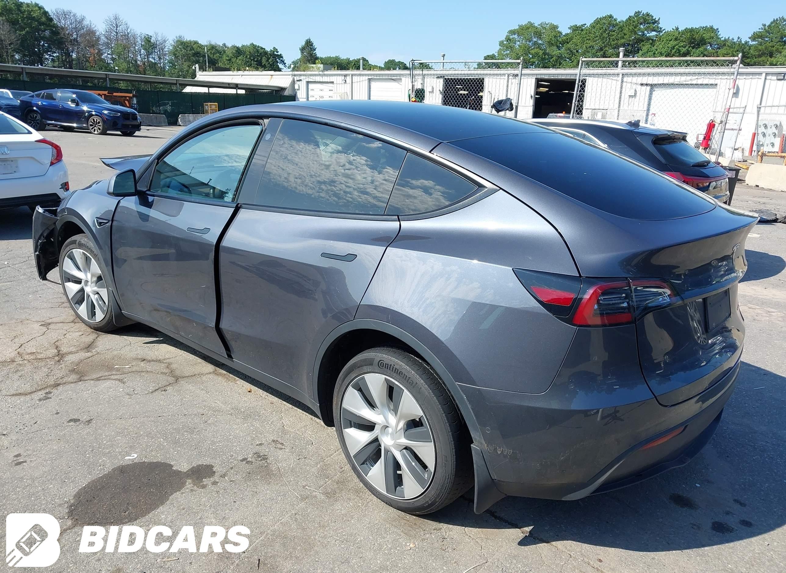2022 Tesla Model Y, Long Rang...