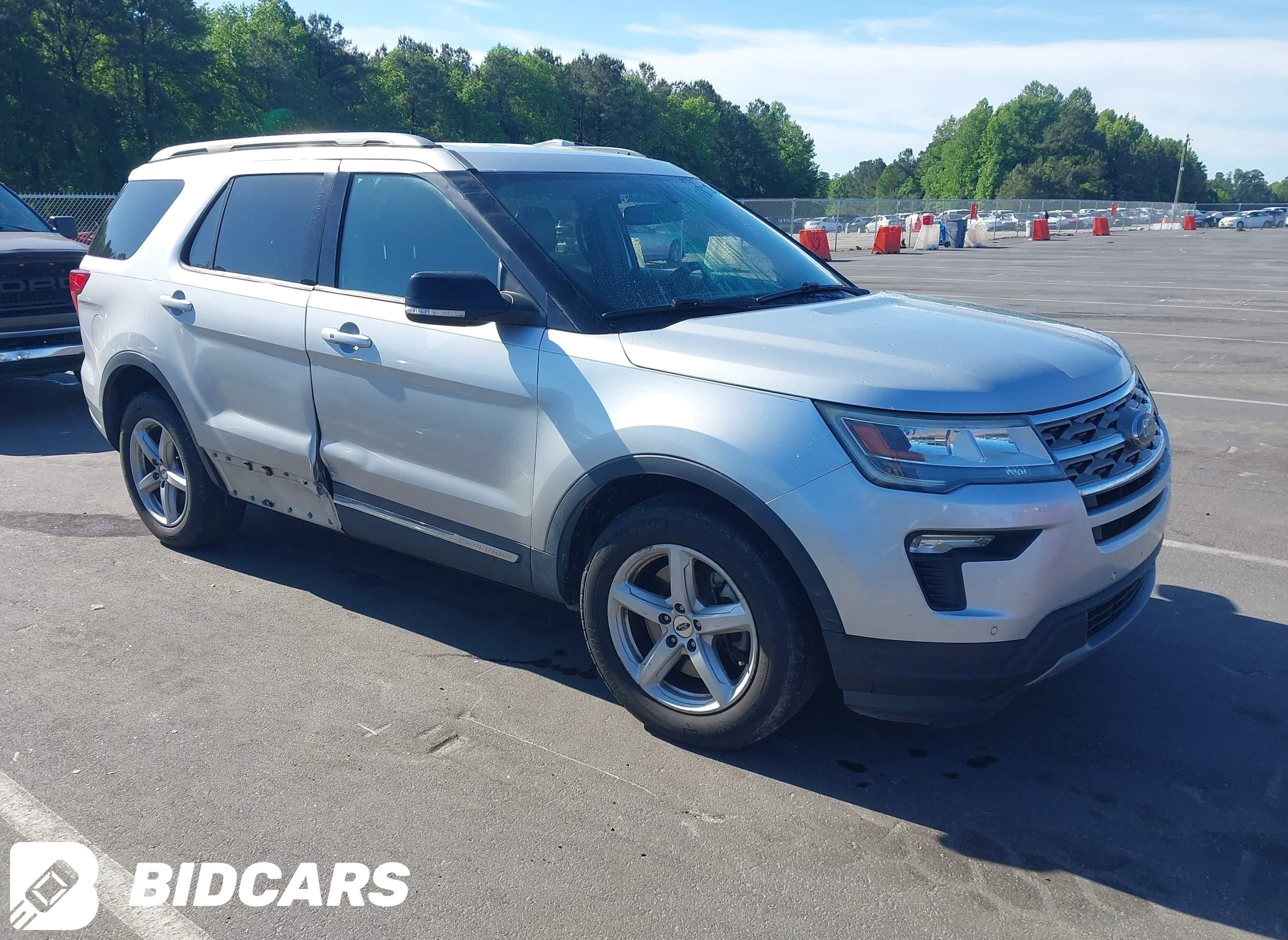 2018 Ford Explorer, Xlt