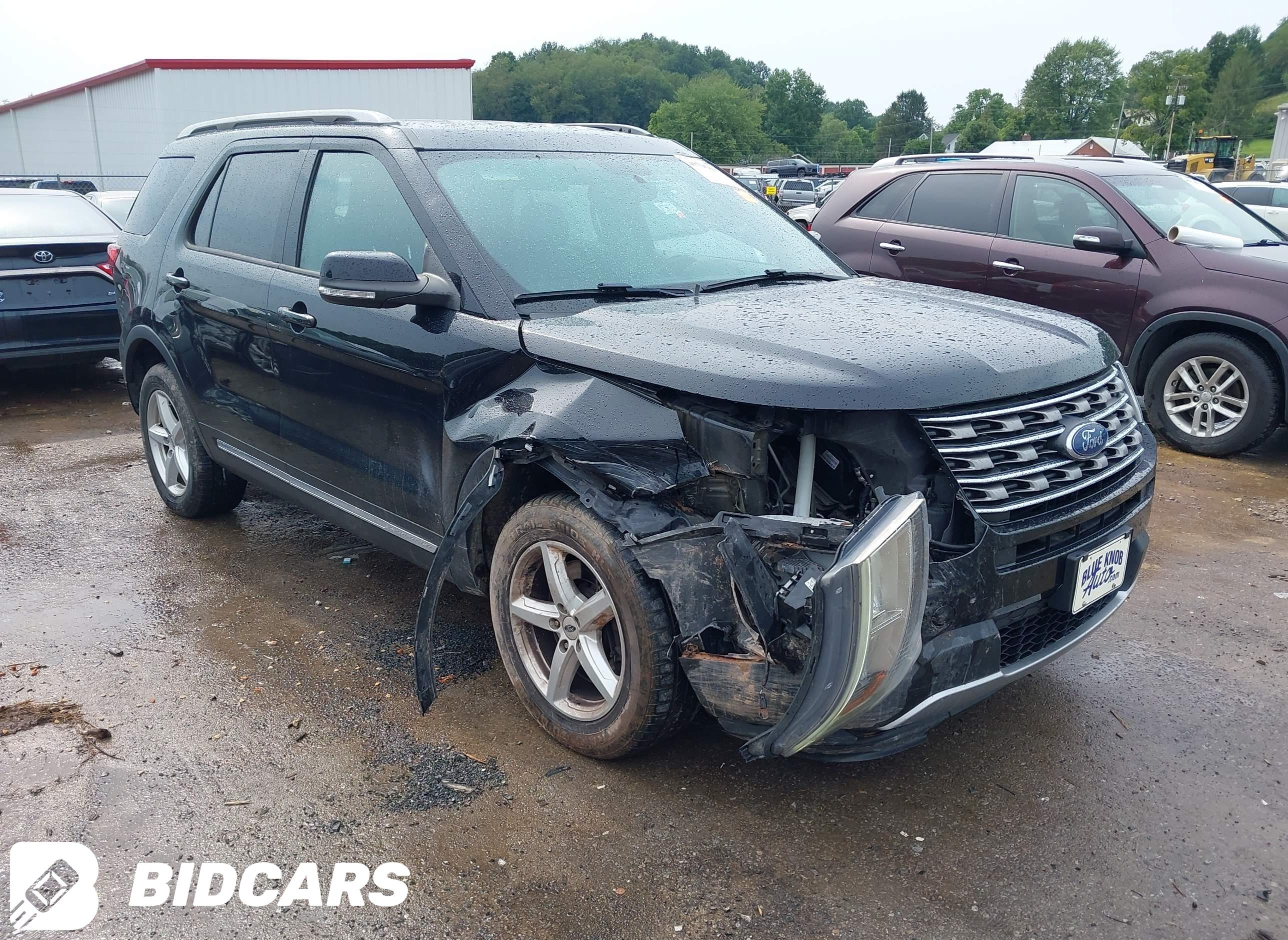 2017 Ford Explorer, Xlt