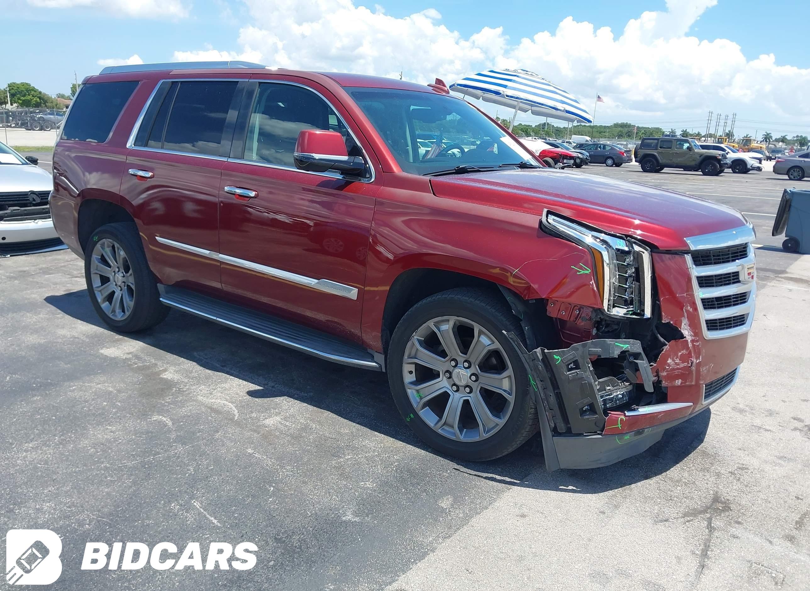 2016 Cadillac Escalade, Standard