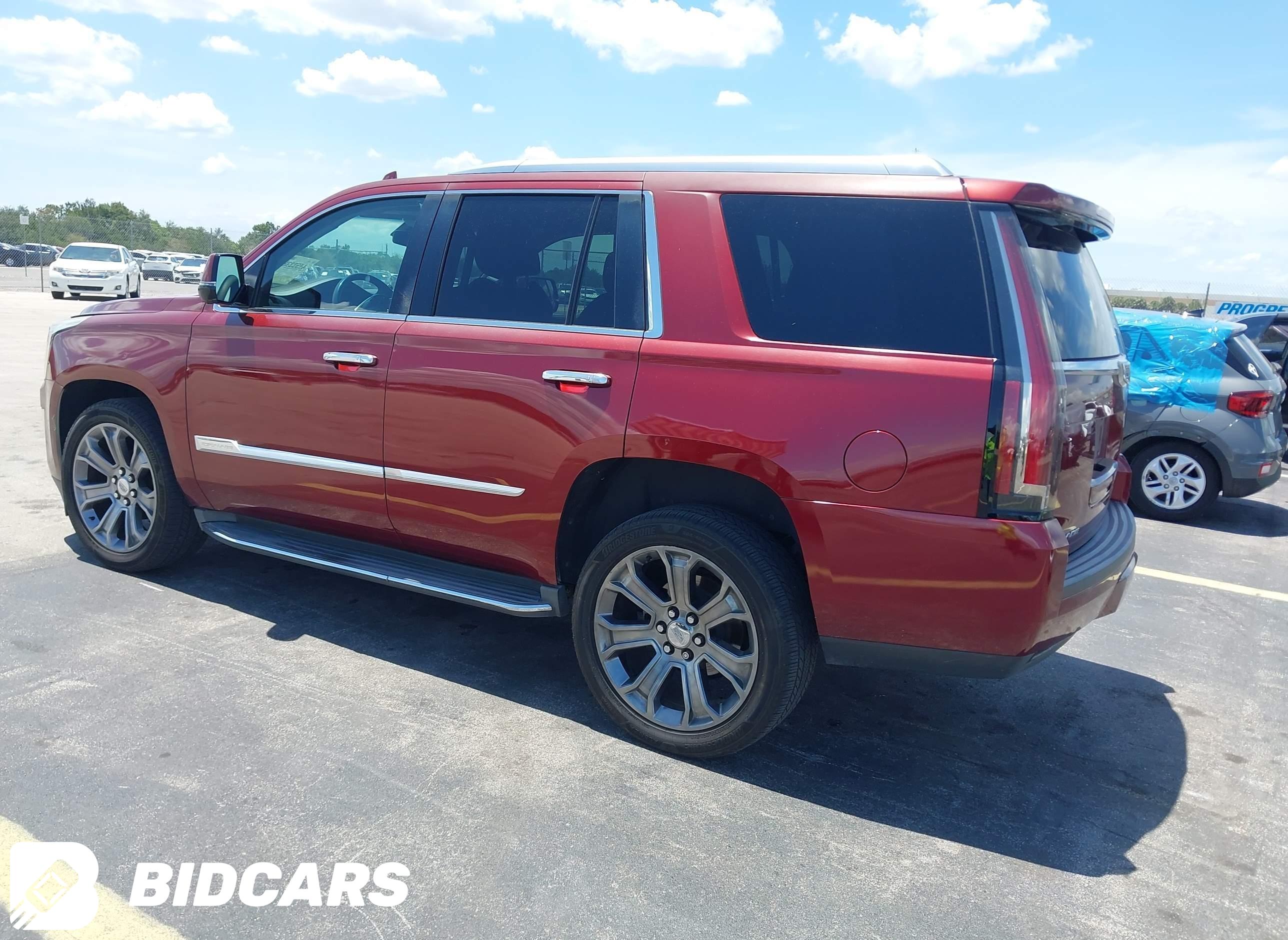 2016 Cadillac Escalade, Standard