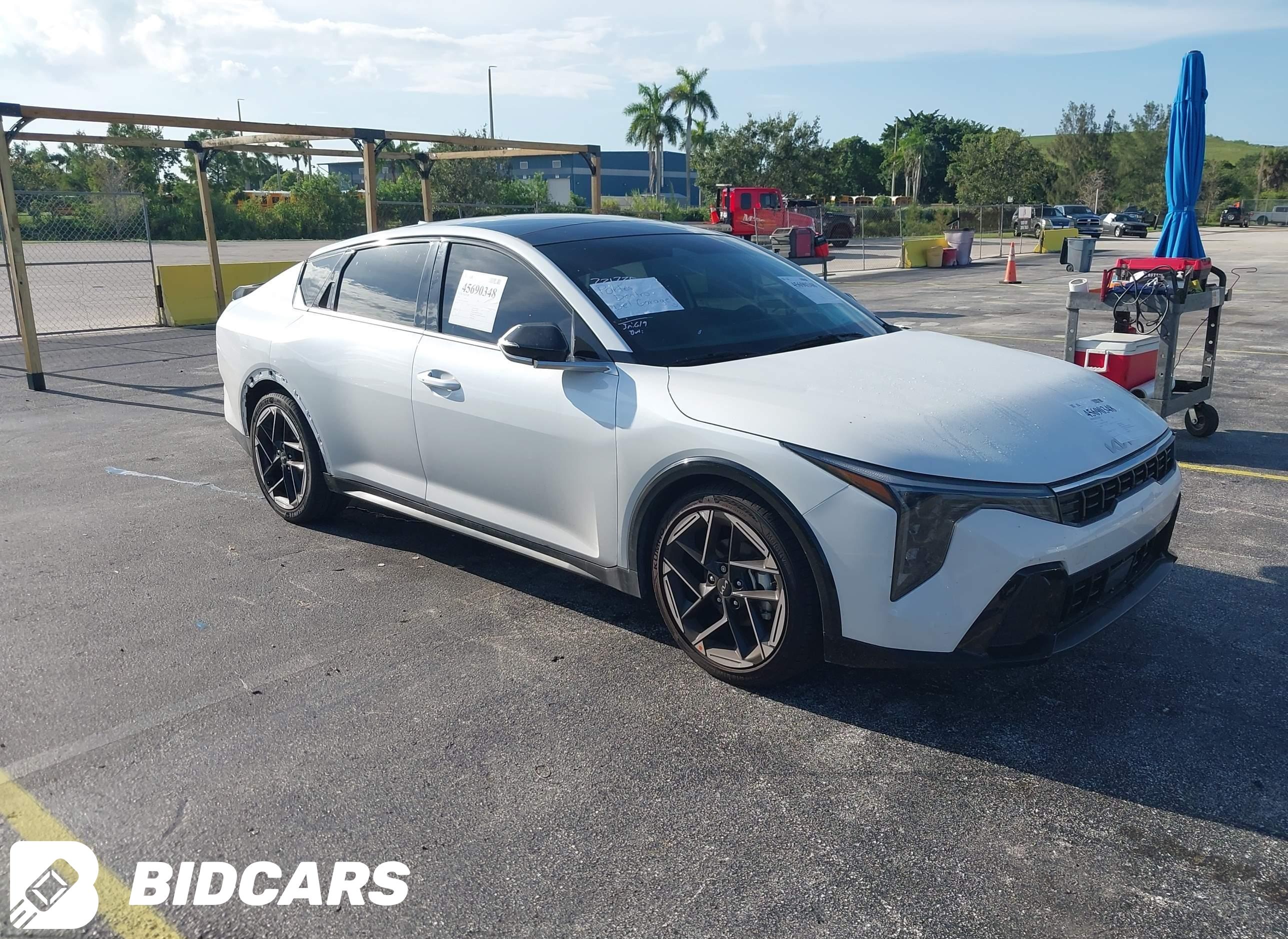 2026 KIA K4, Gt-Line
