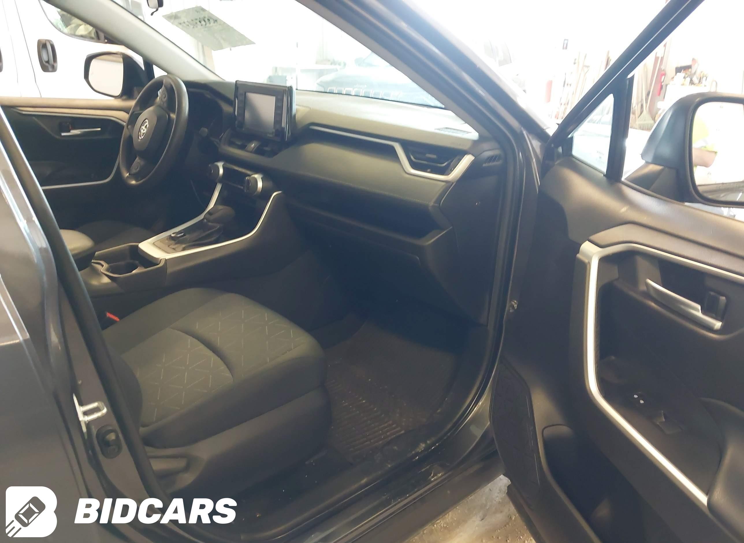 2021 Toyota RAV4, Hybrid Xle