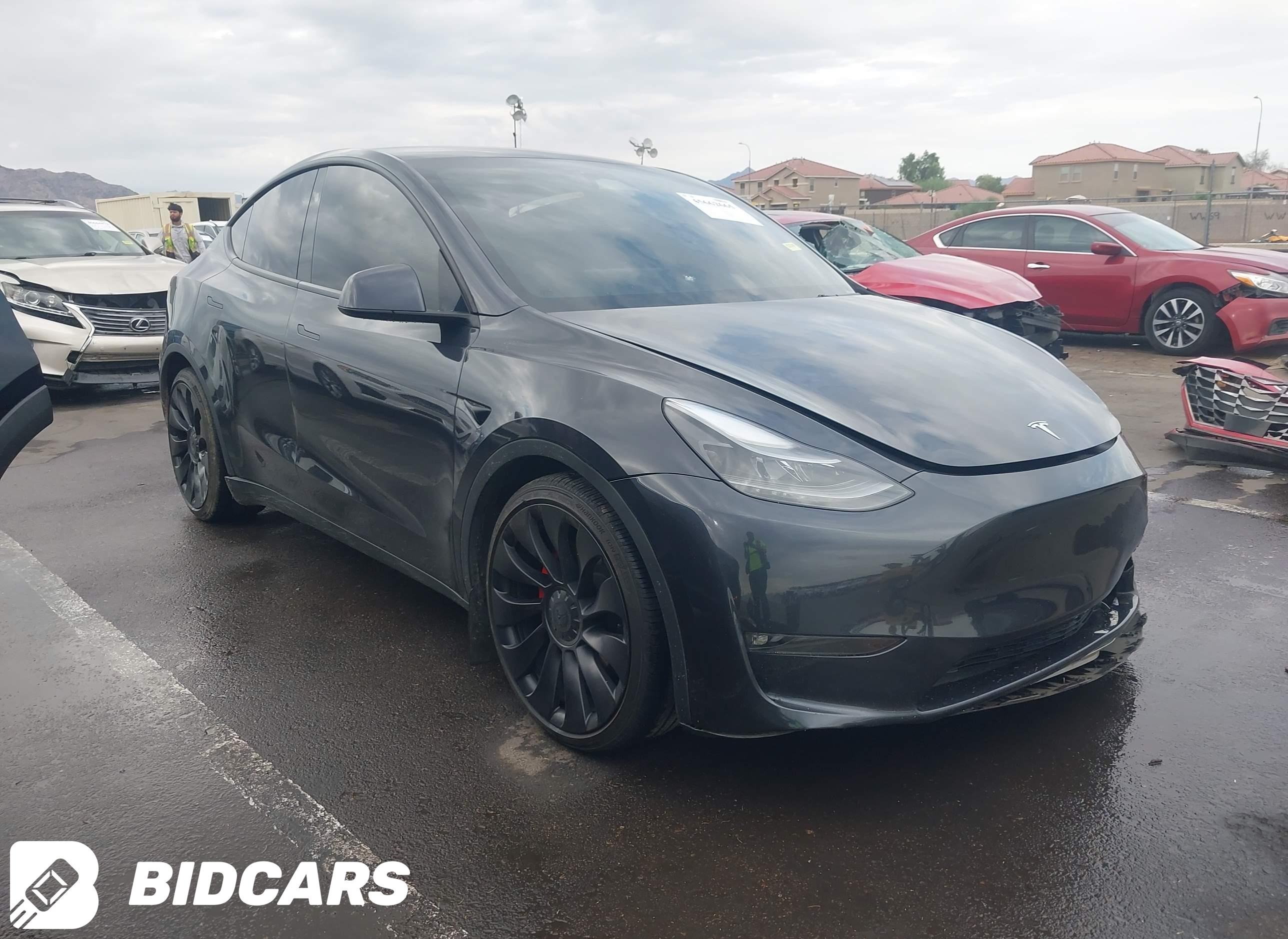 2024 Tesla Model Y, Performan...