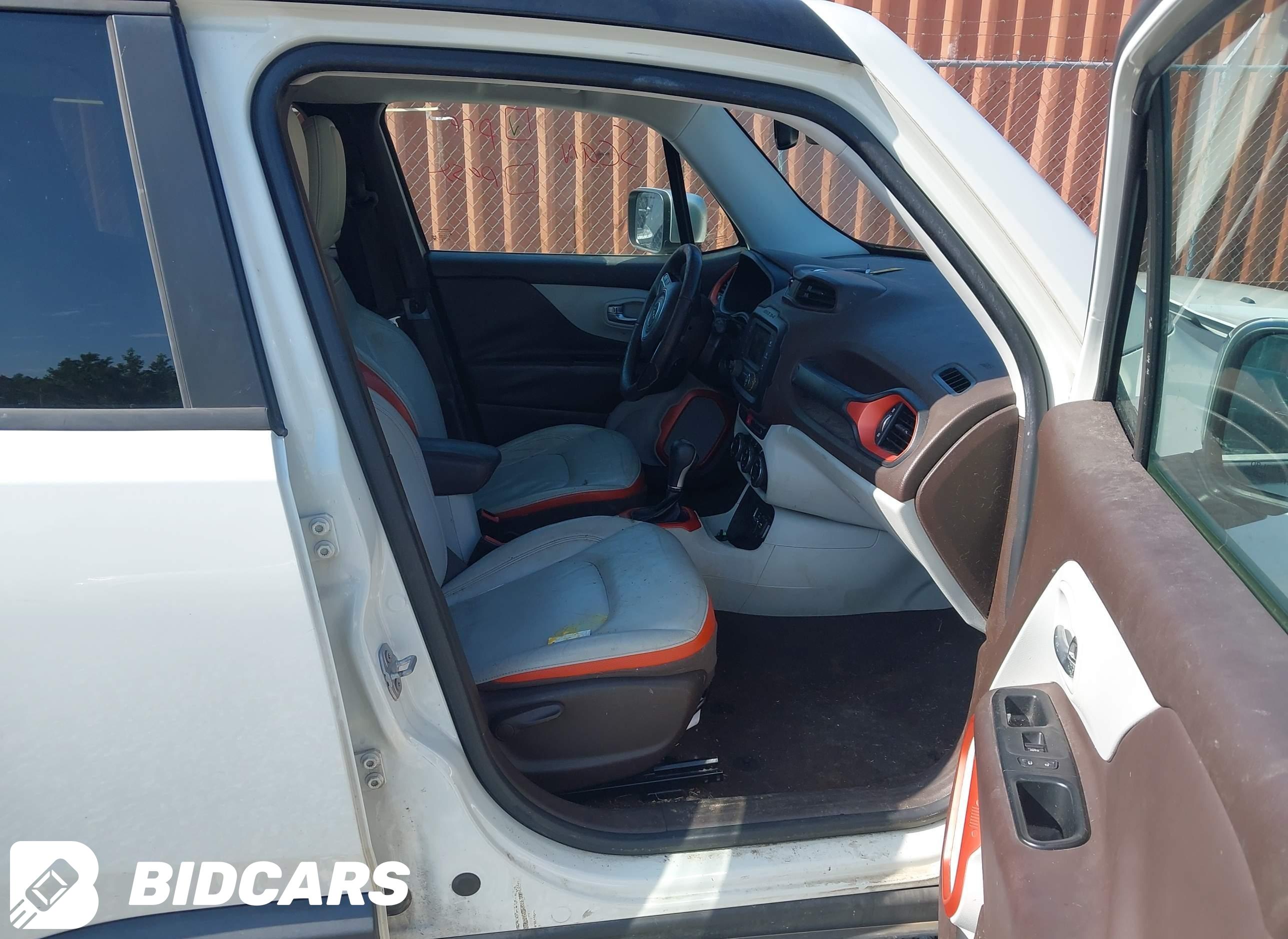 2016 Jeep Renegade, Limited