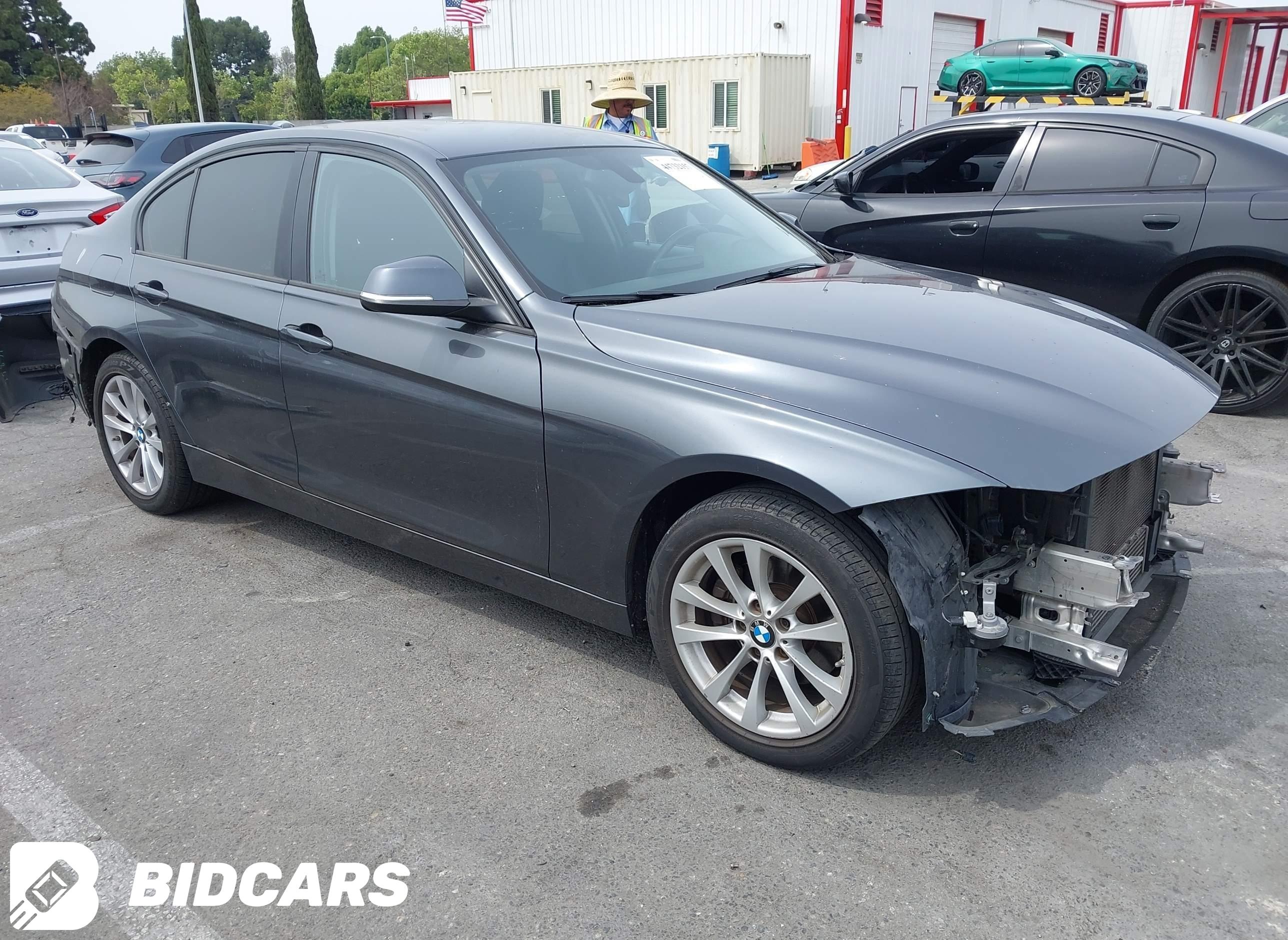 2018 BMW 3 Series, 320I