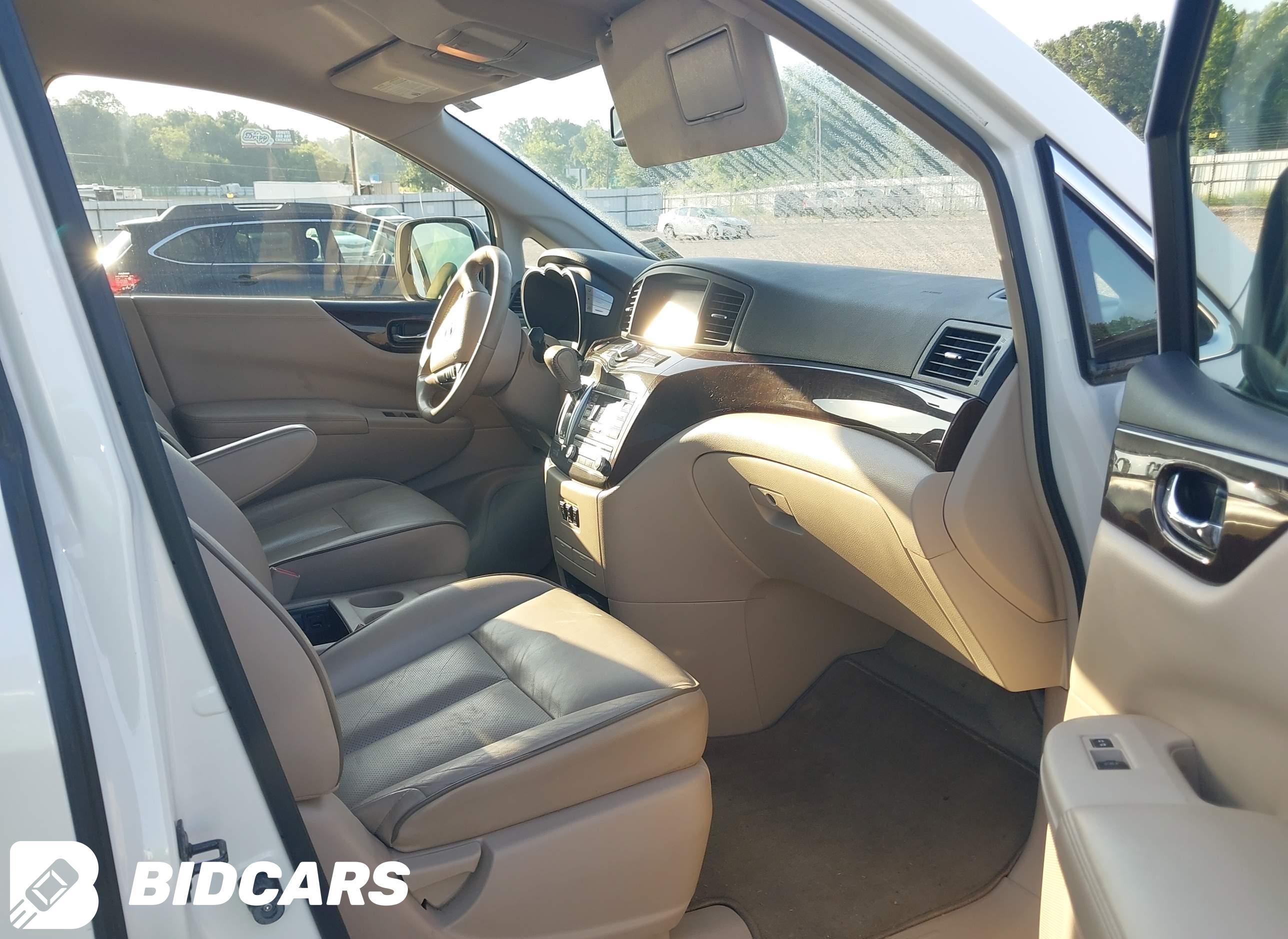 2015 Nissan Quest, SL