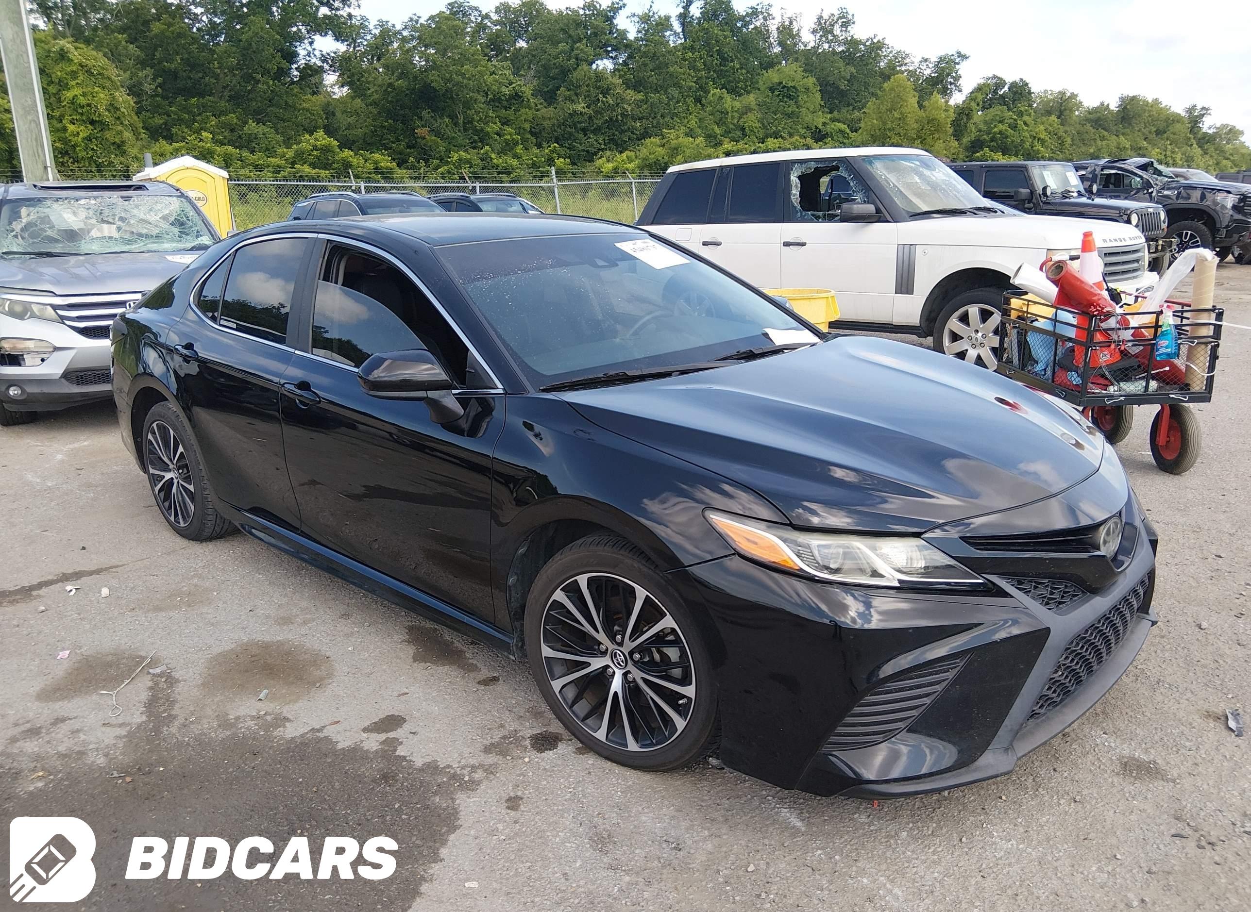 2018 Toyota Camry, SE