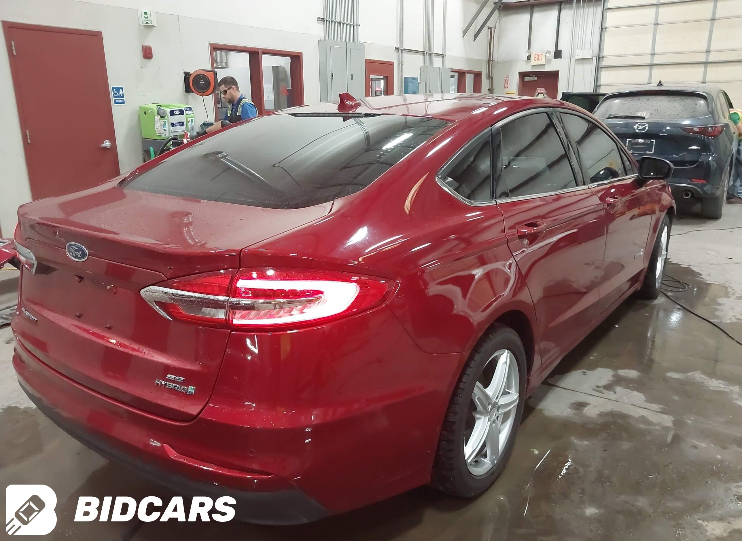 2019 Ford Fusion, Hybrid SE