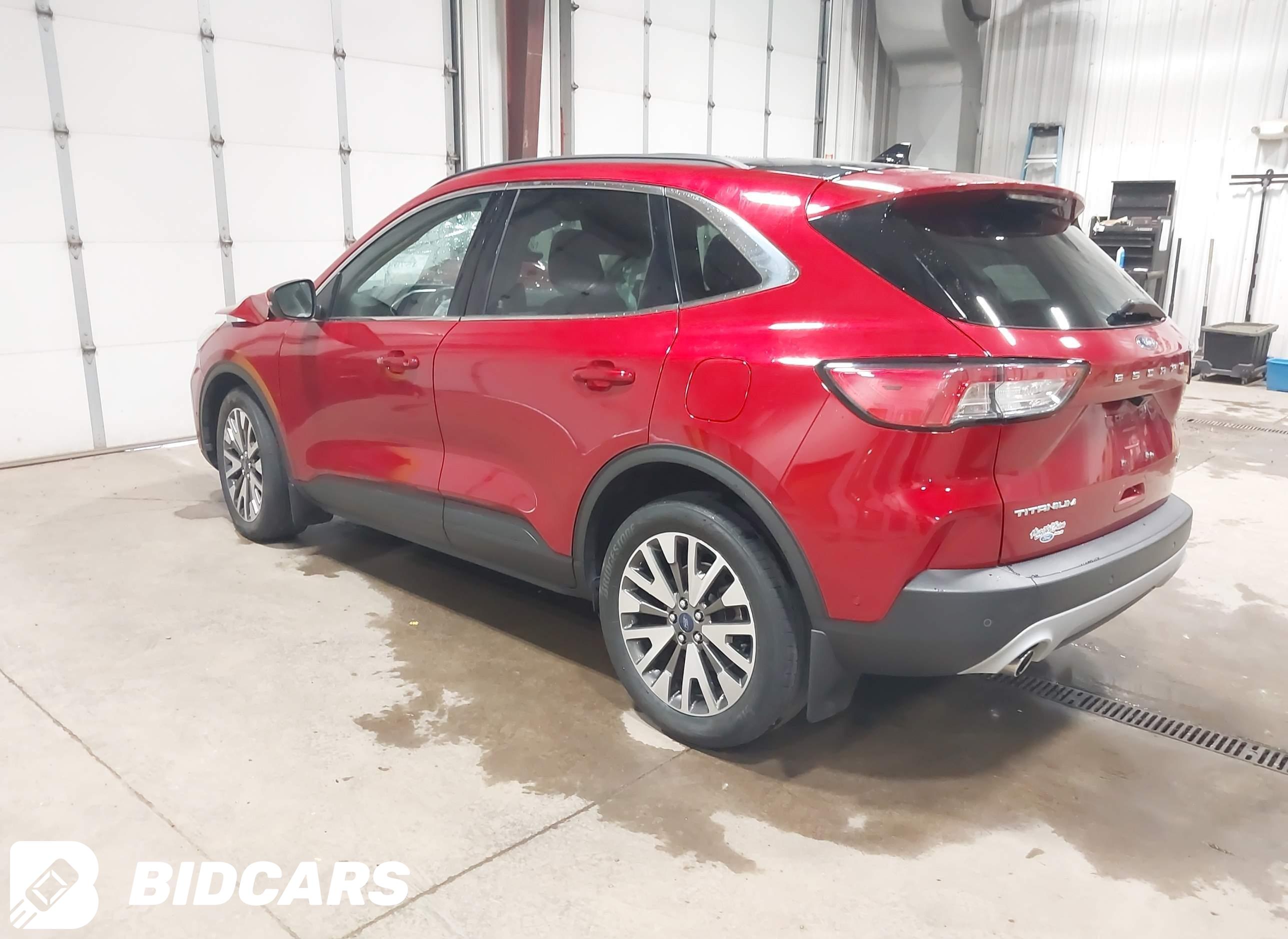 2020 Ford Escape, Titanium Hy...