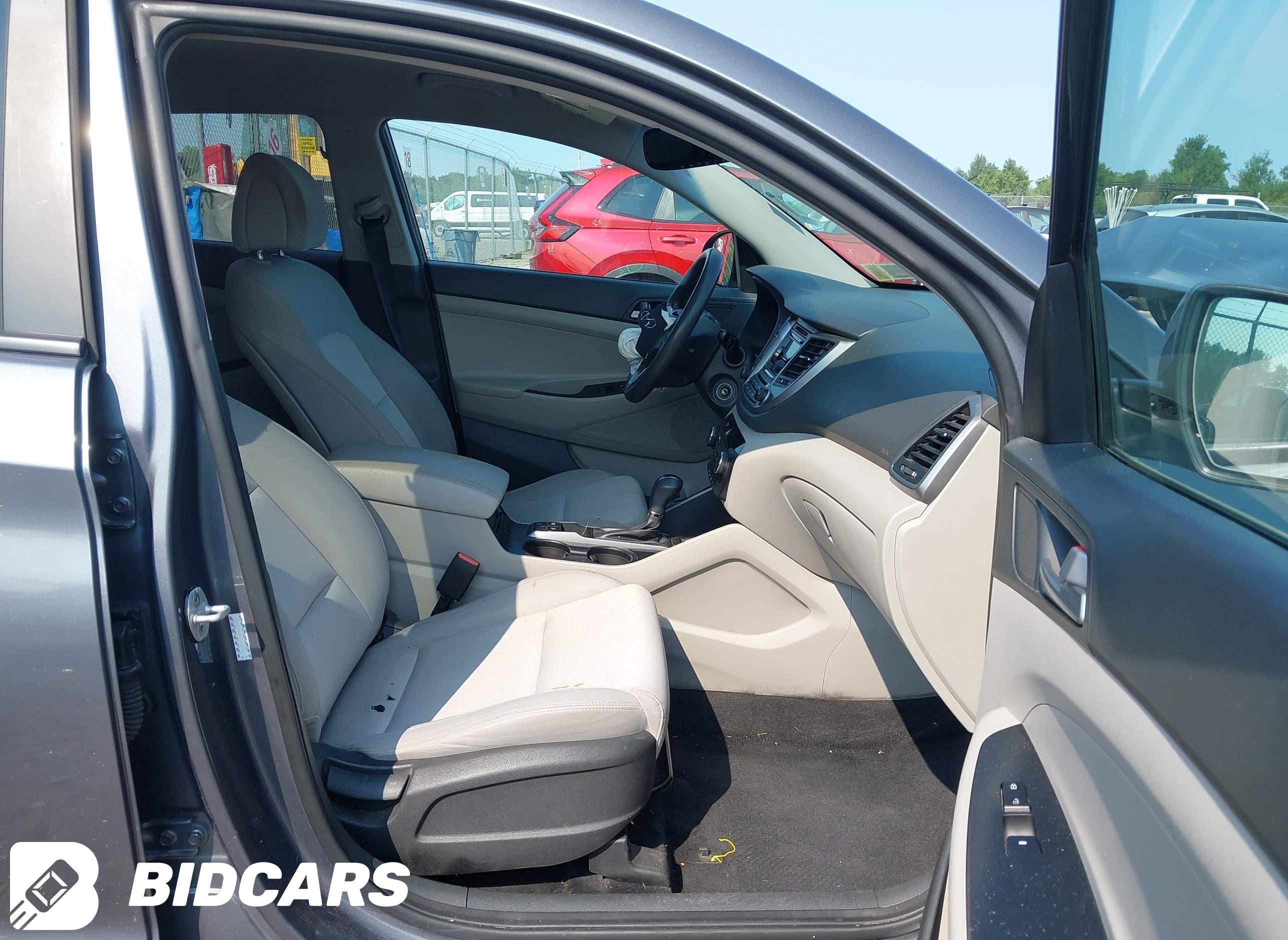 2017 Hyundai Tucson, SE