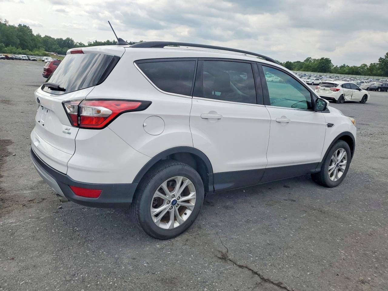 2018 Ford Escape, SE