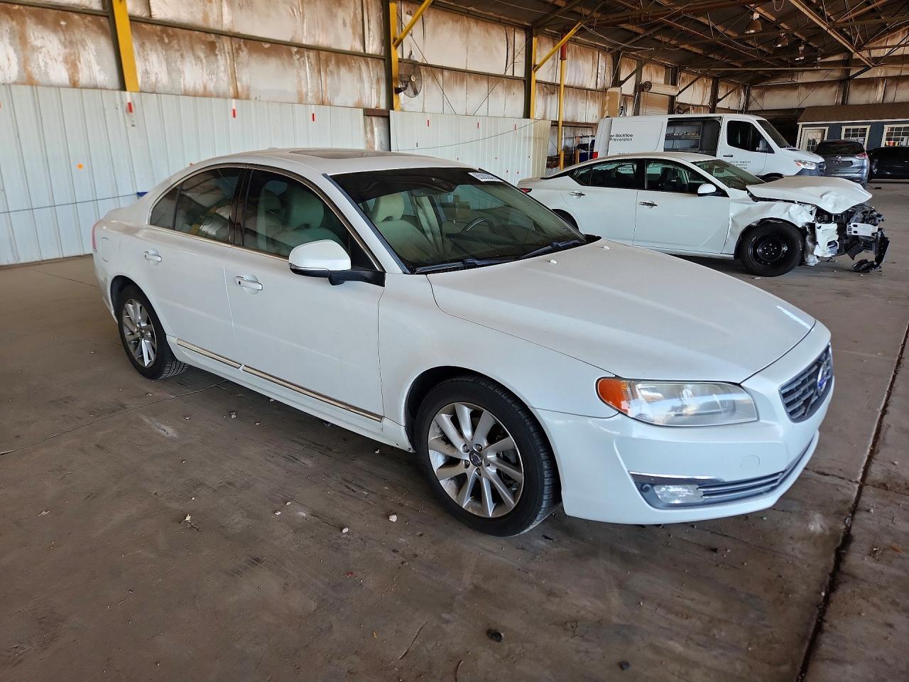 2015 Volvo S80, Premier