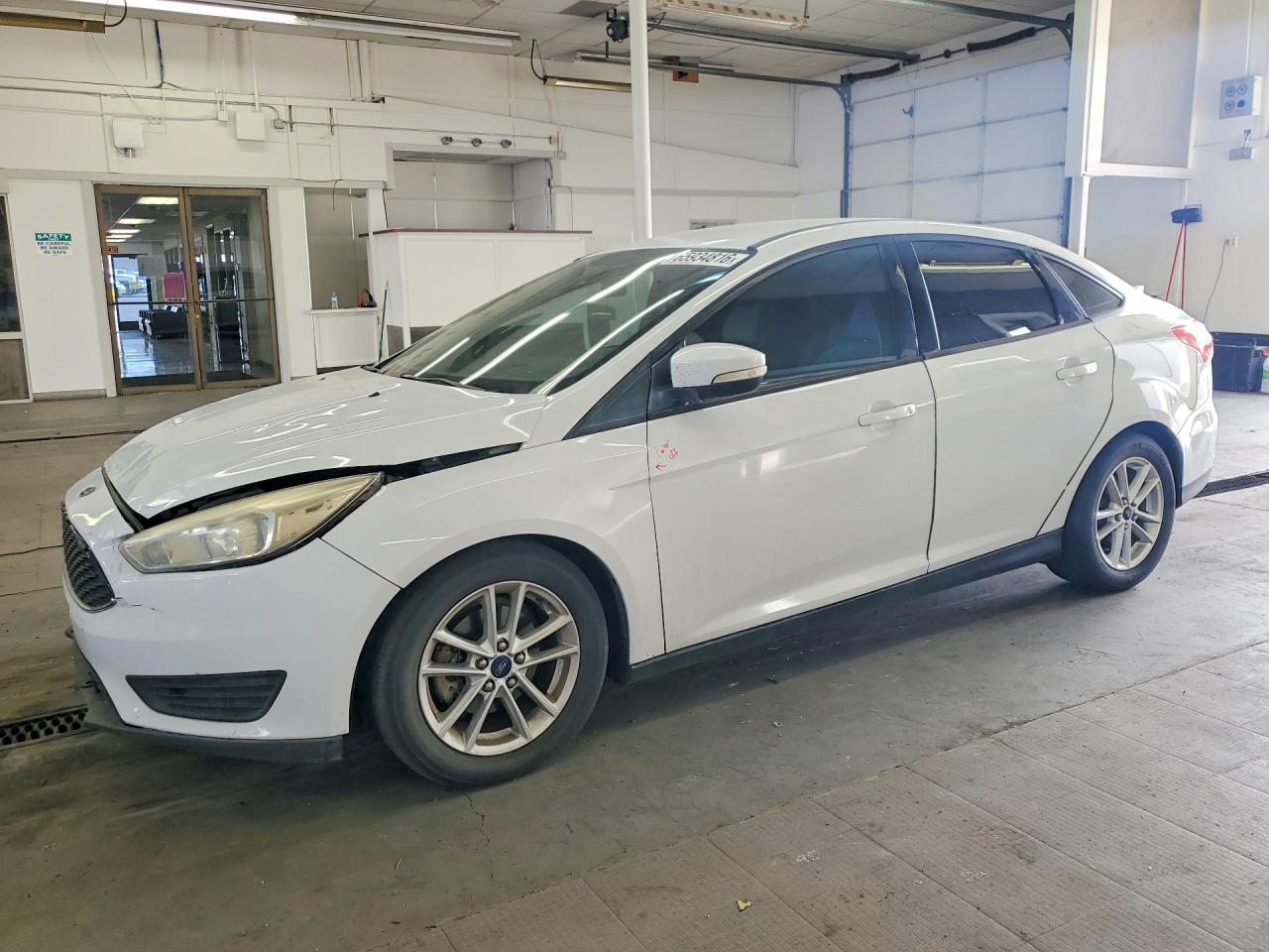 2015 Ford Focus, SE
