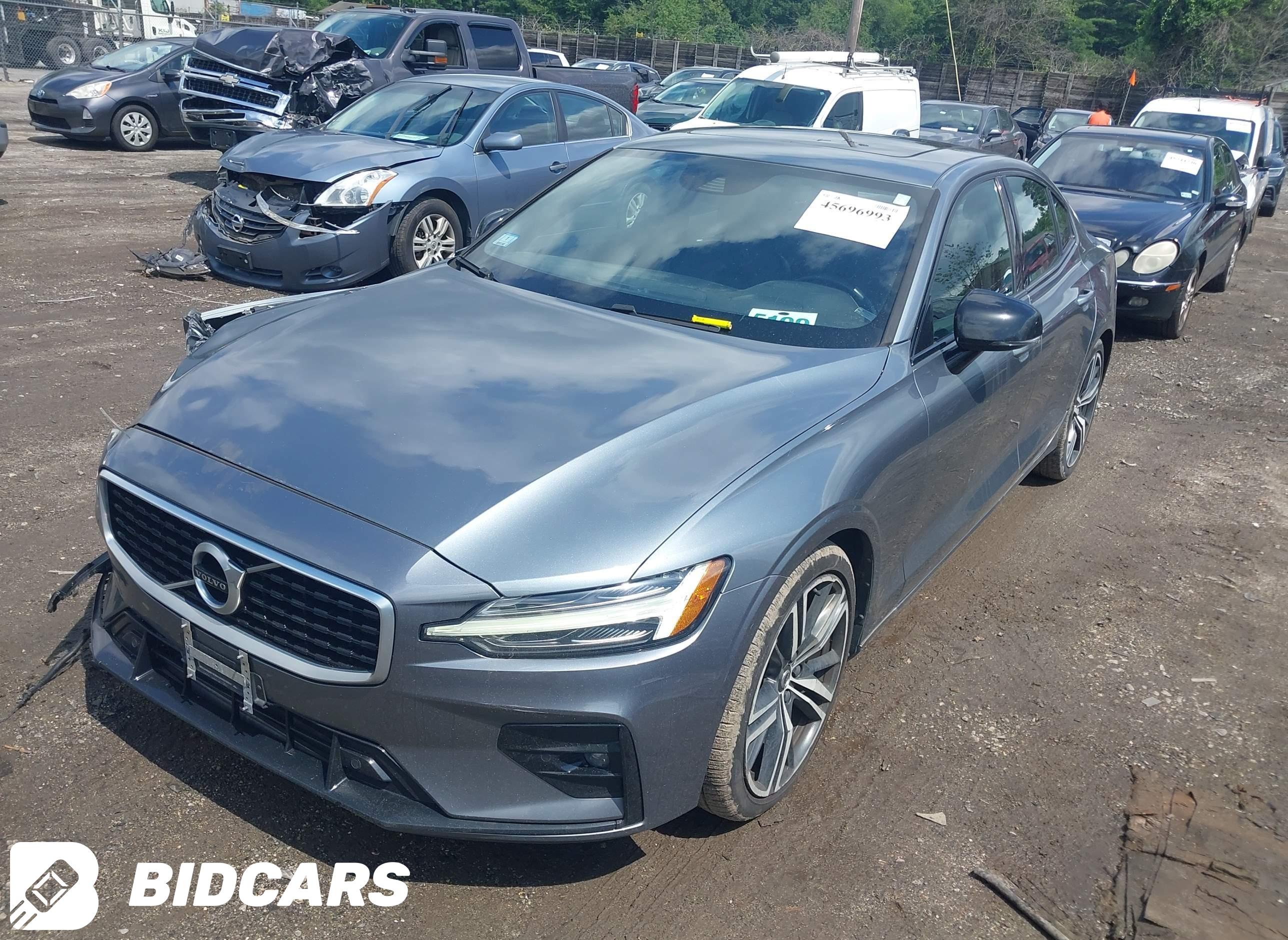 2020 Volvo S60, T6 R-Design