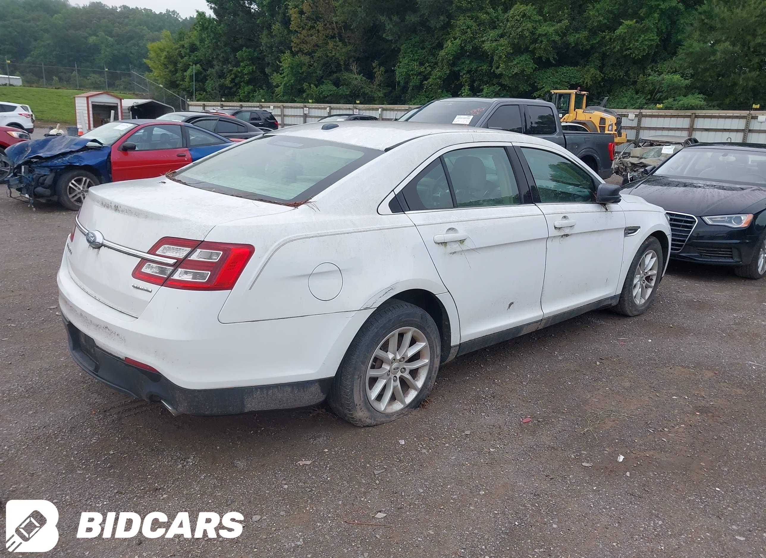 2015 Ford Taurus, SE