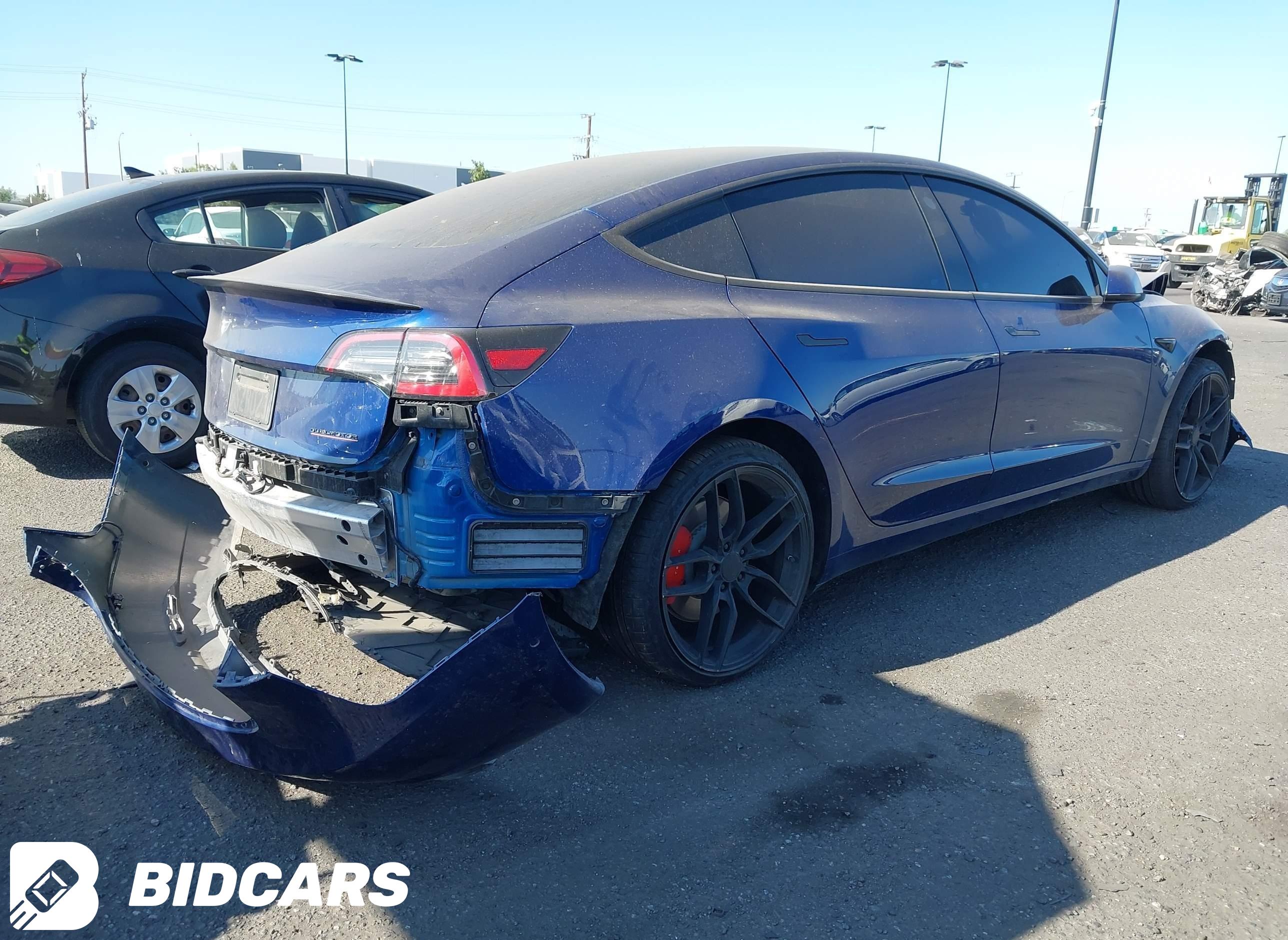 2020 Tesla Model 3, Performan...
