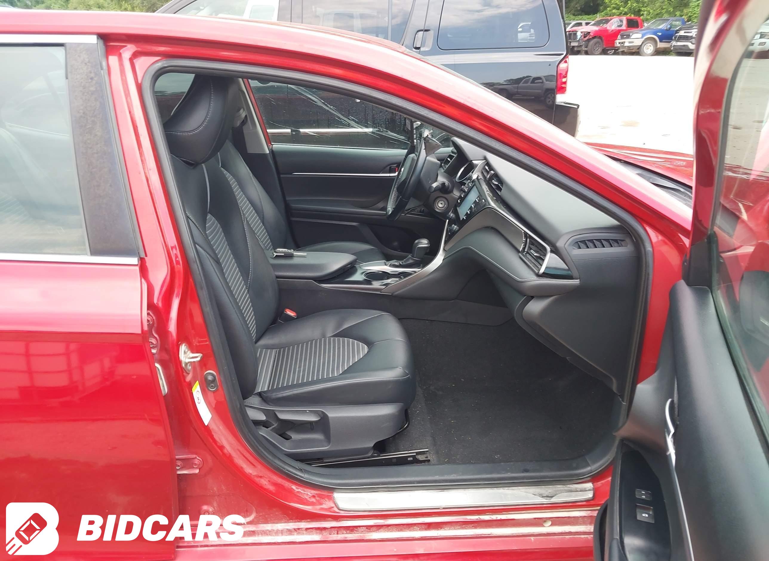 2019 Toyota Camry, SE