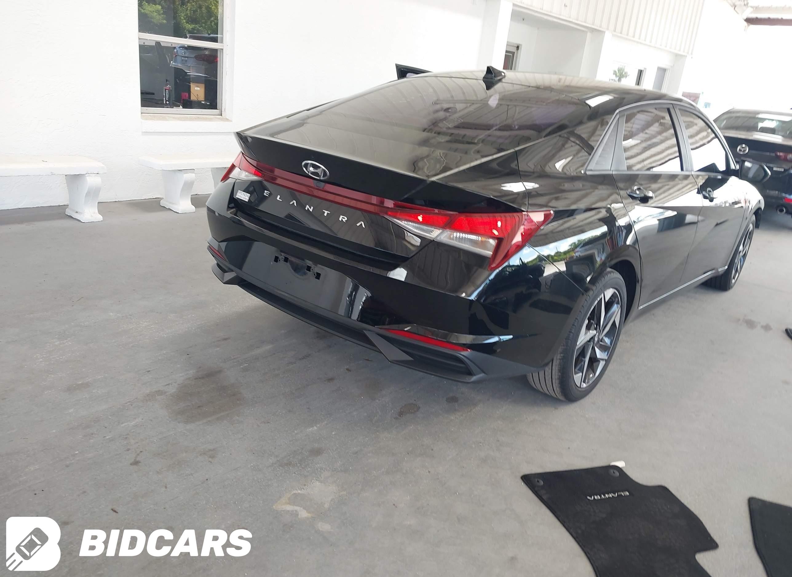 2023 Hyundai Elantra, Sel