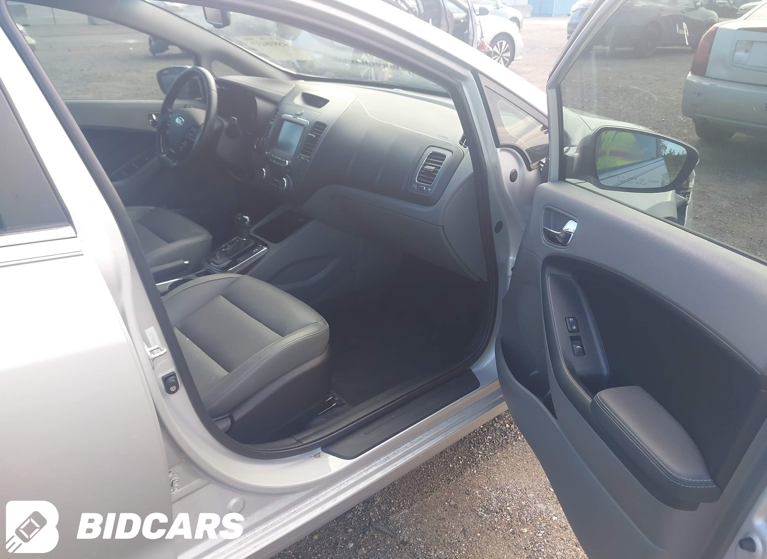 2017 KIA Forte, EX