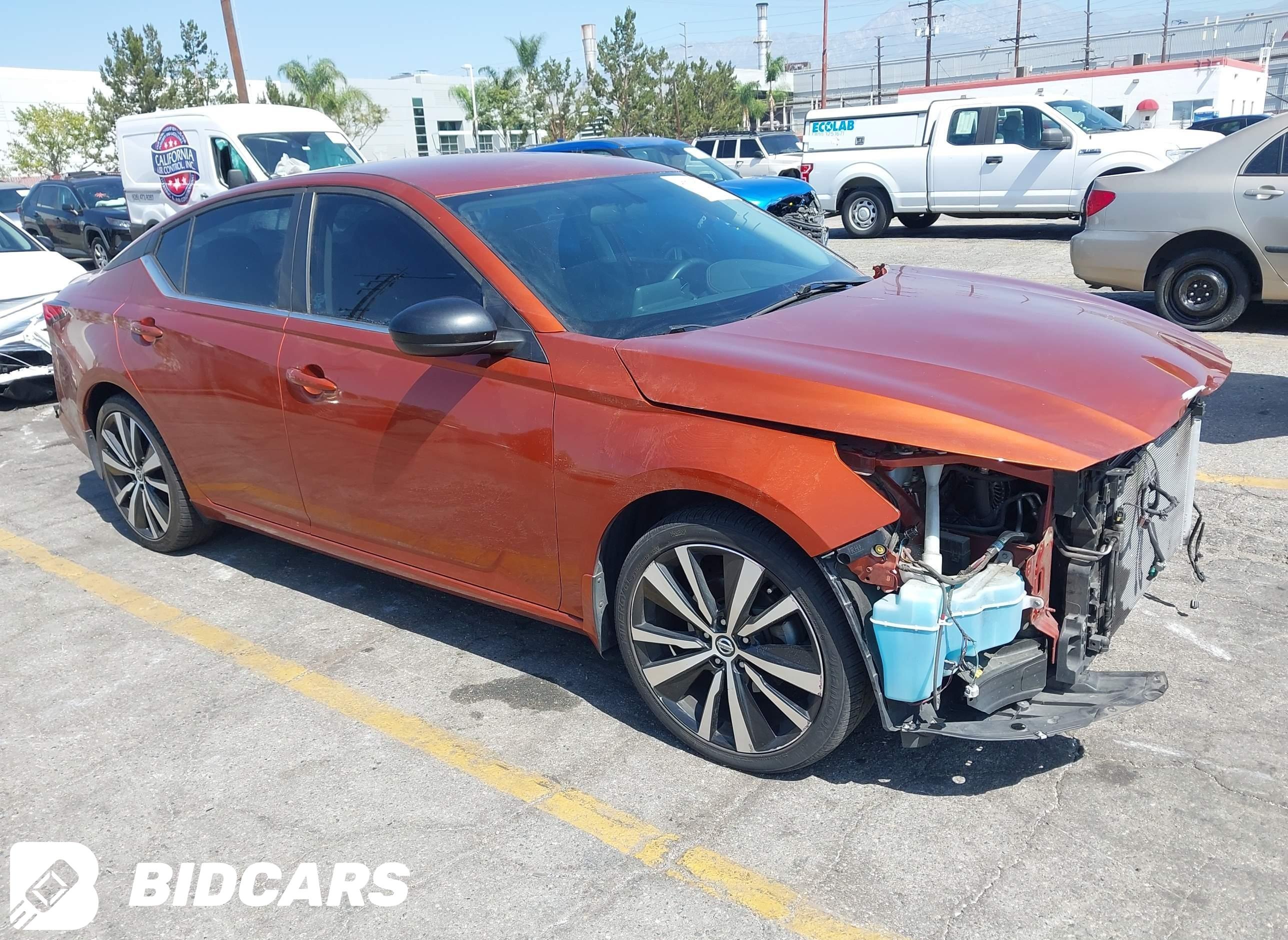 2019 Nissan Altima, 2.5 SR