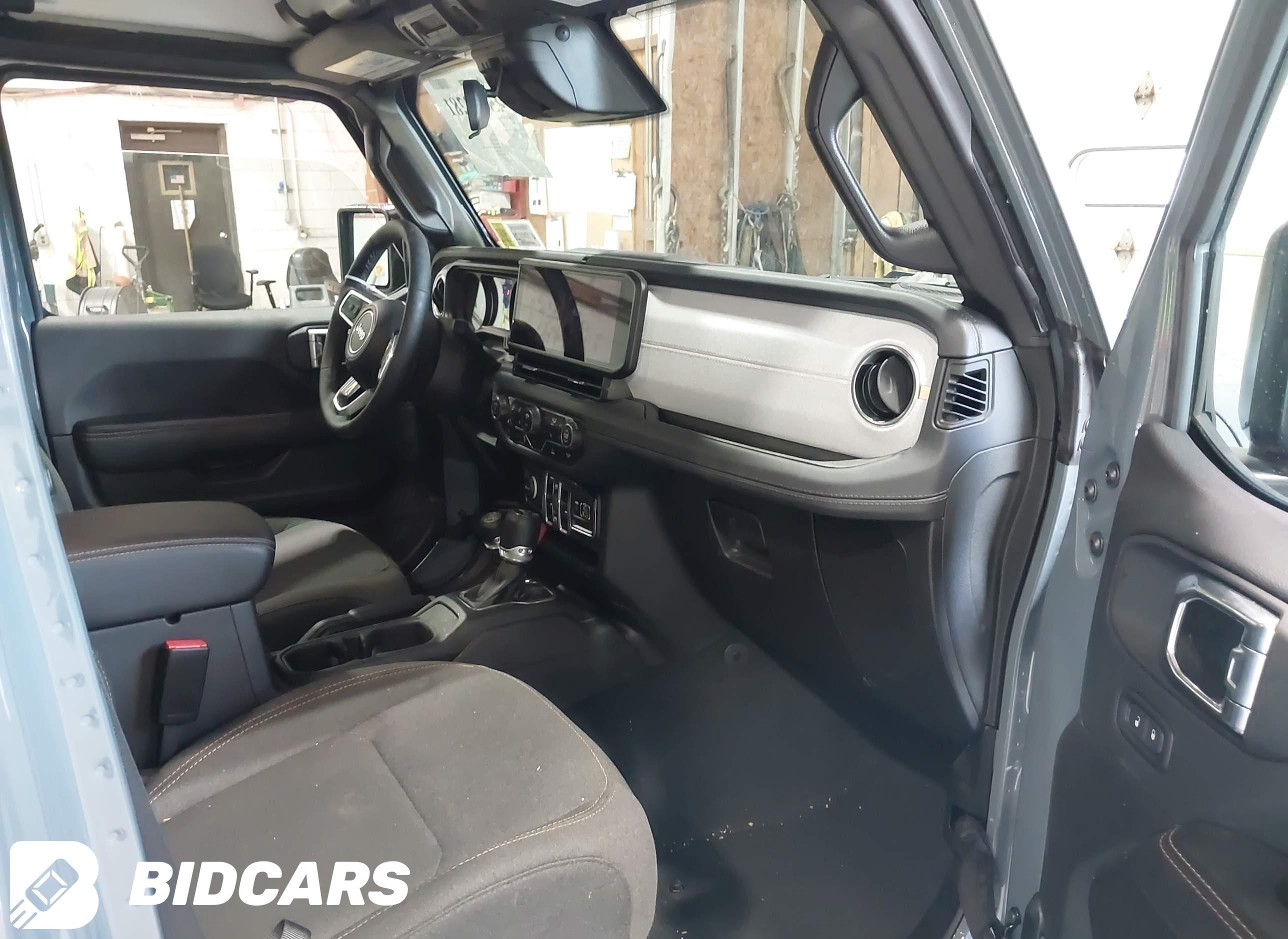 2025 Jeep Wrangler, Sahara 4Xe