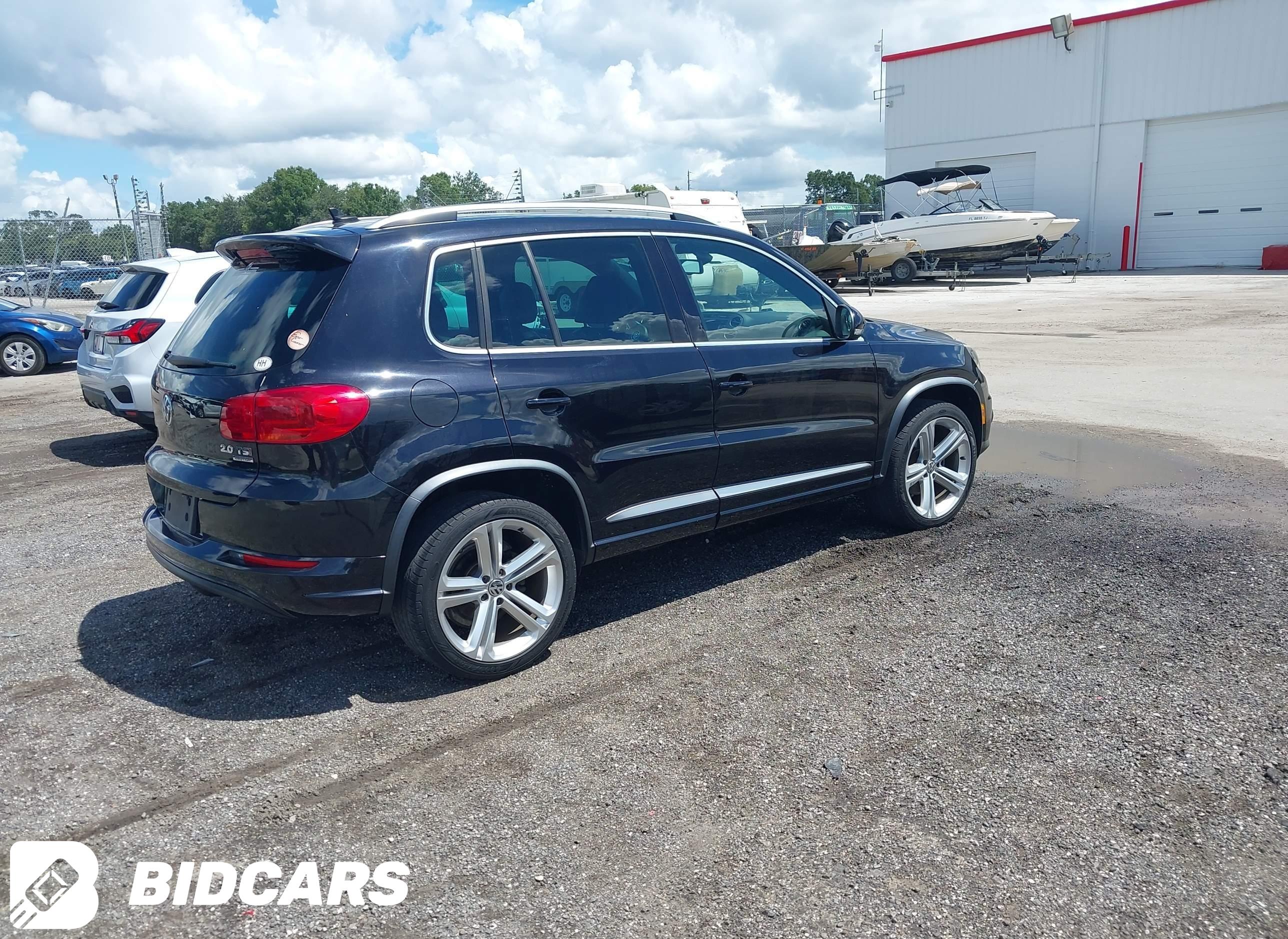 2015 Volkswagen Tiguan, R-Line