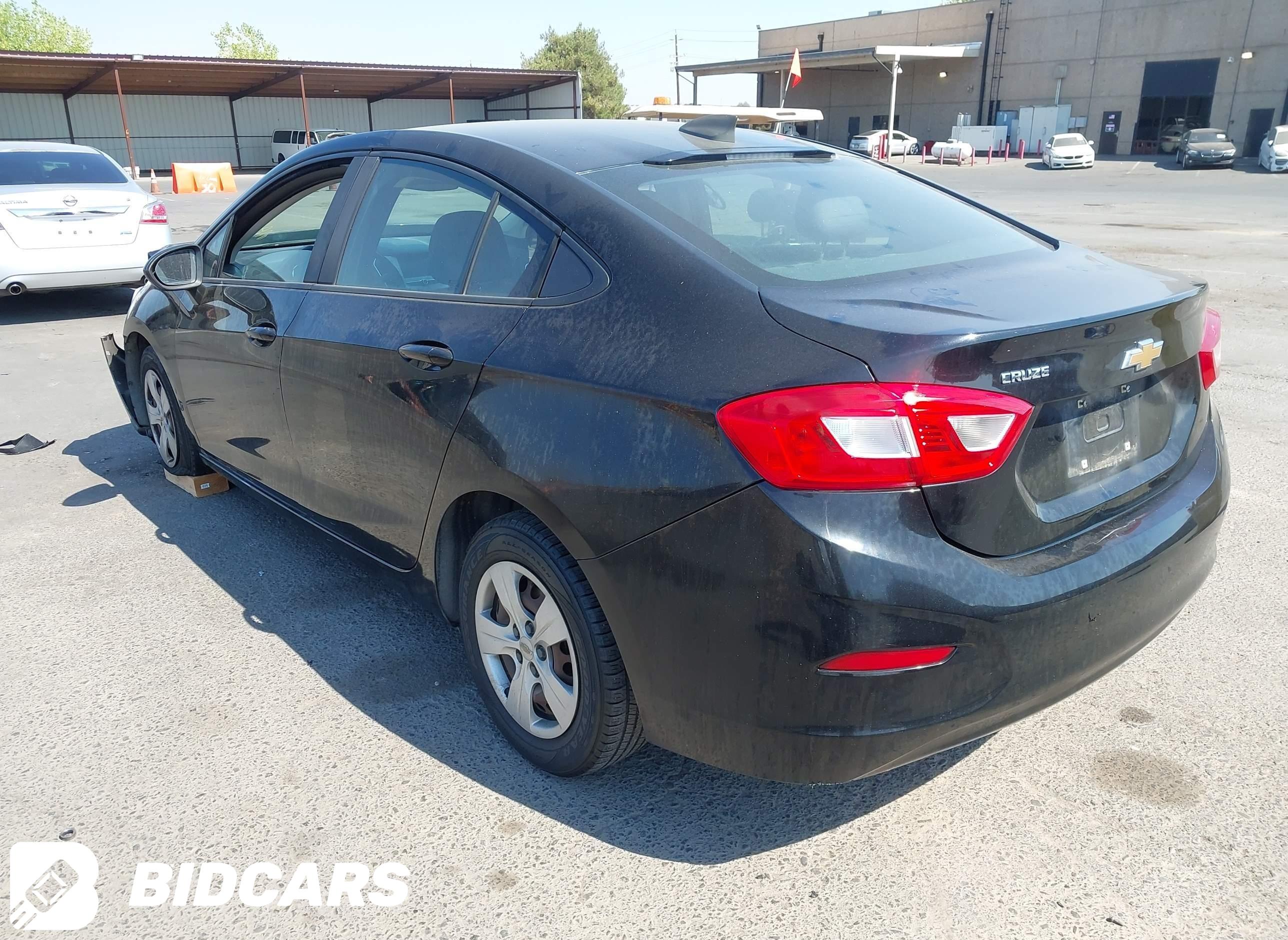 2017 Chevrolet Cruze, Ls Auto