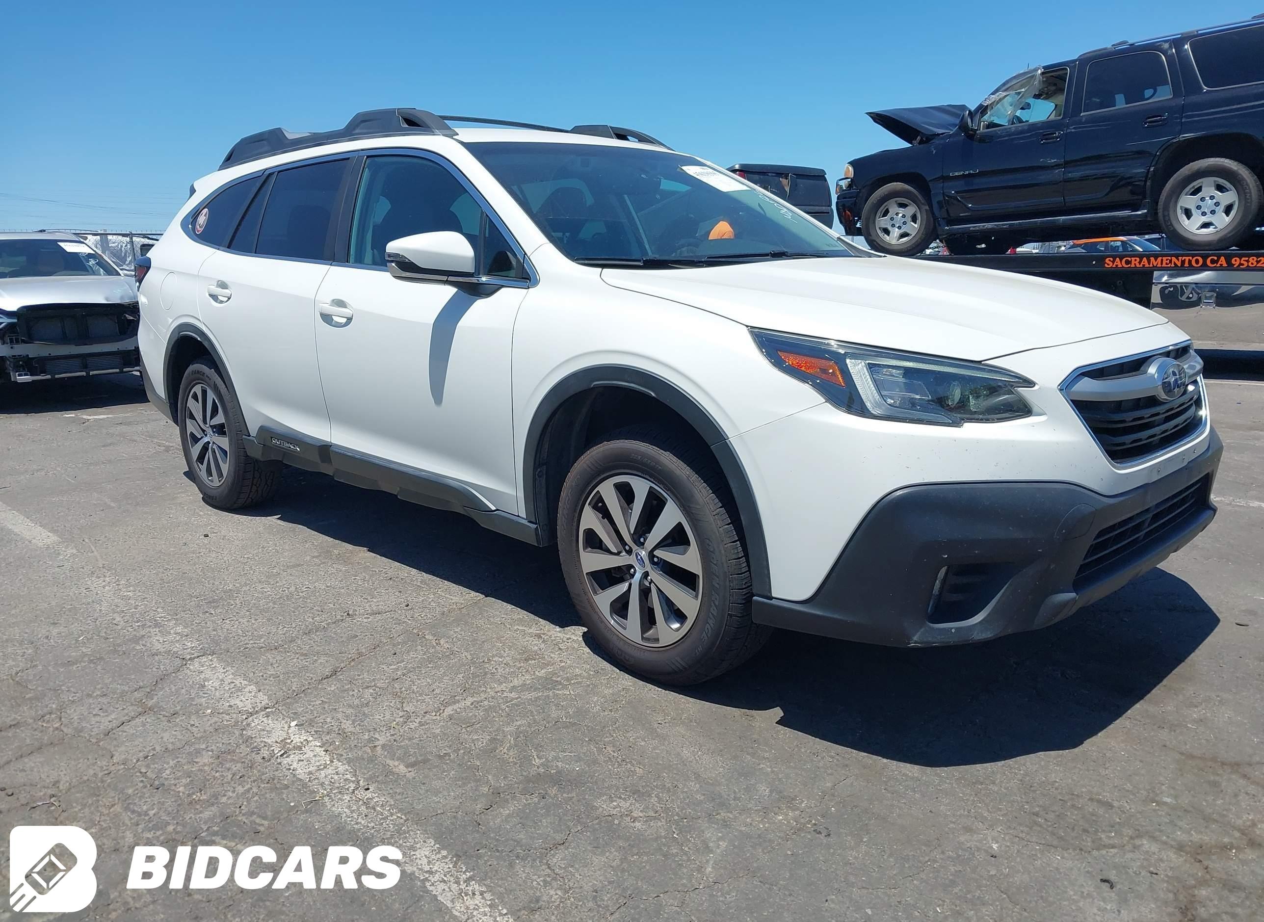 2020 Subaru Outback, Premium