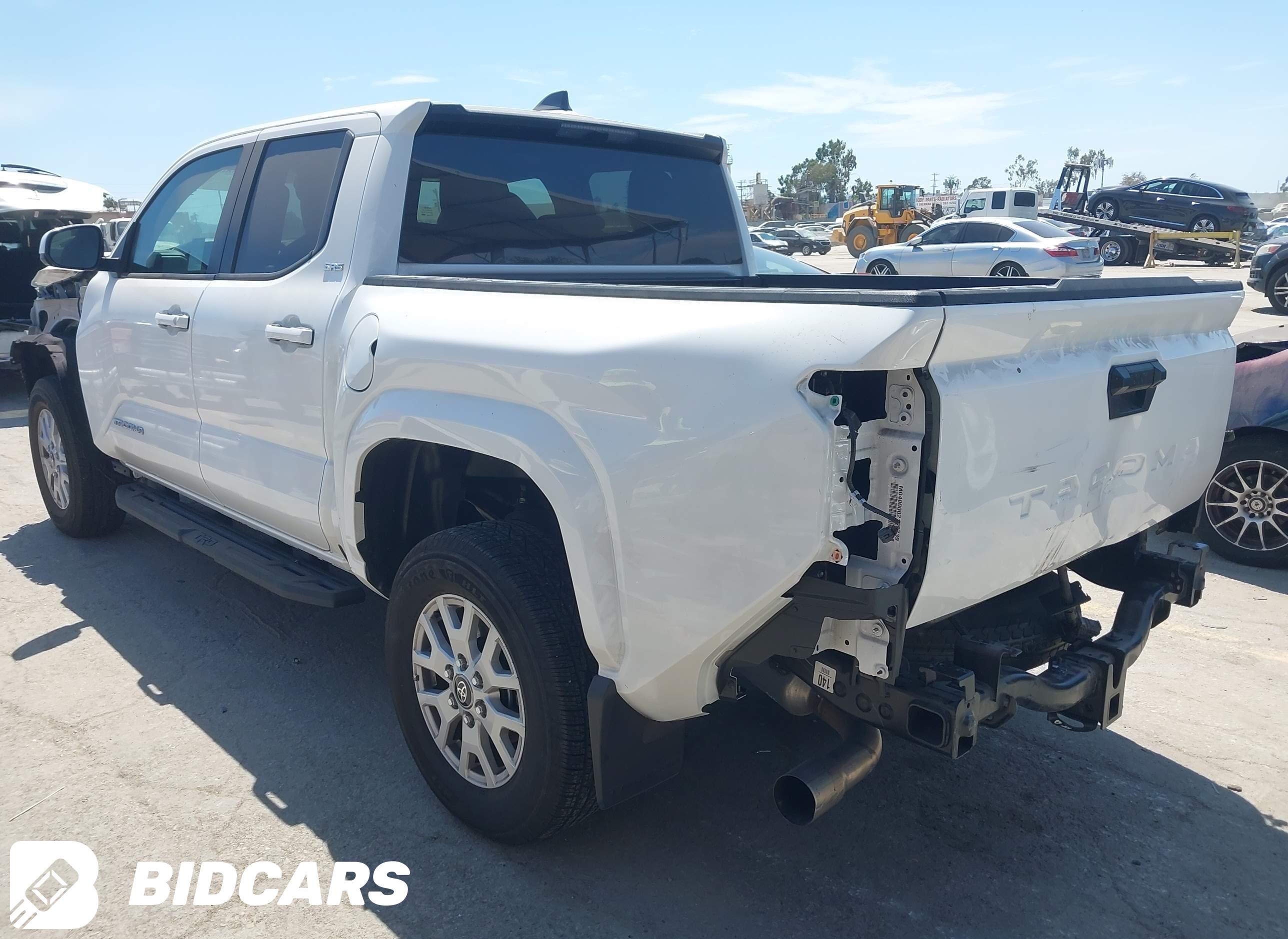 2025 Toyota Tacoma, SR5