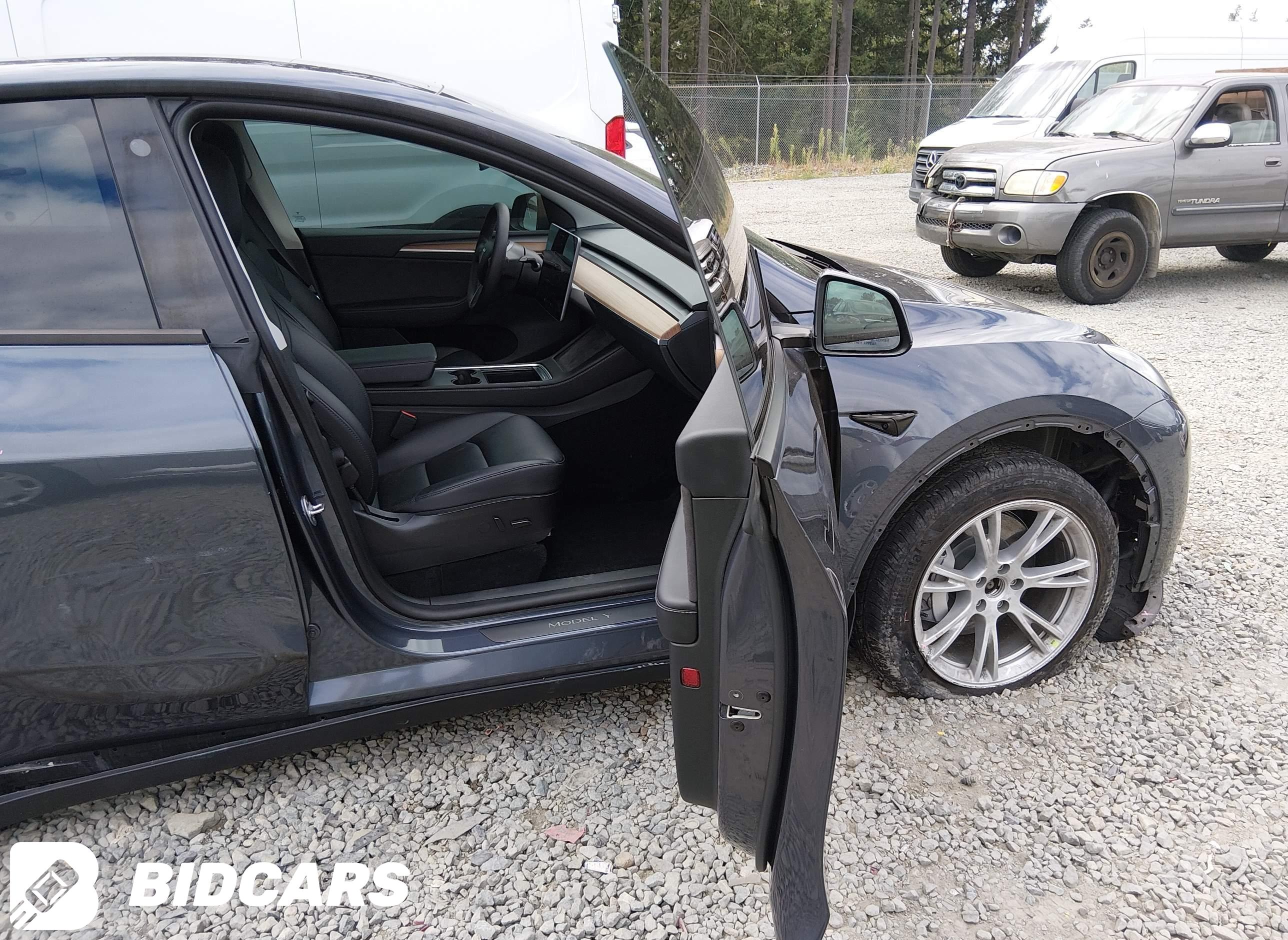 2023 Tesla Model Y, Awd/Long...