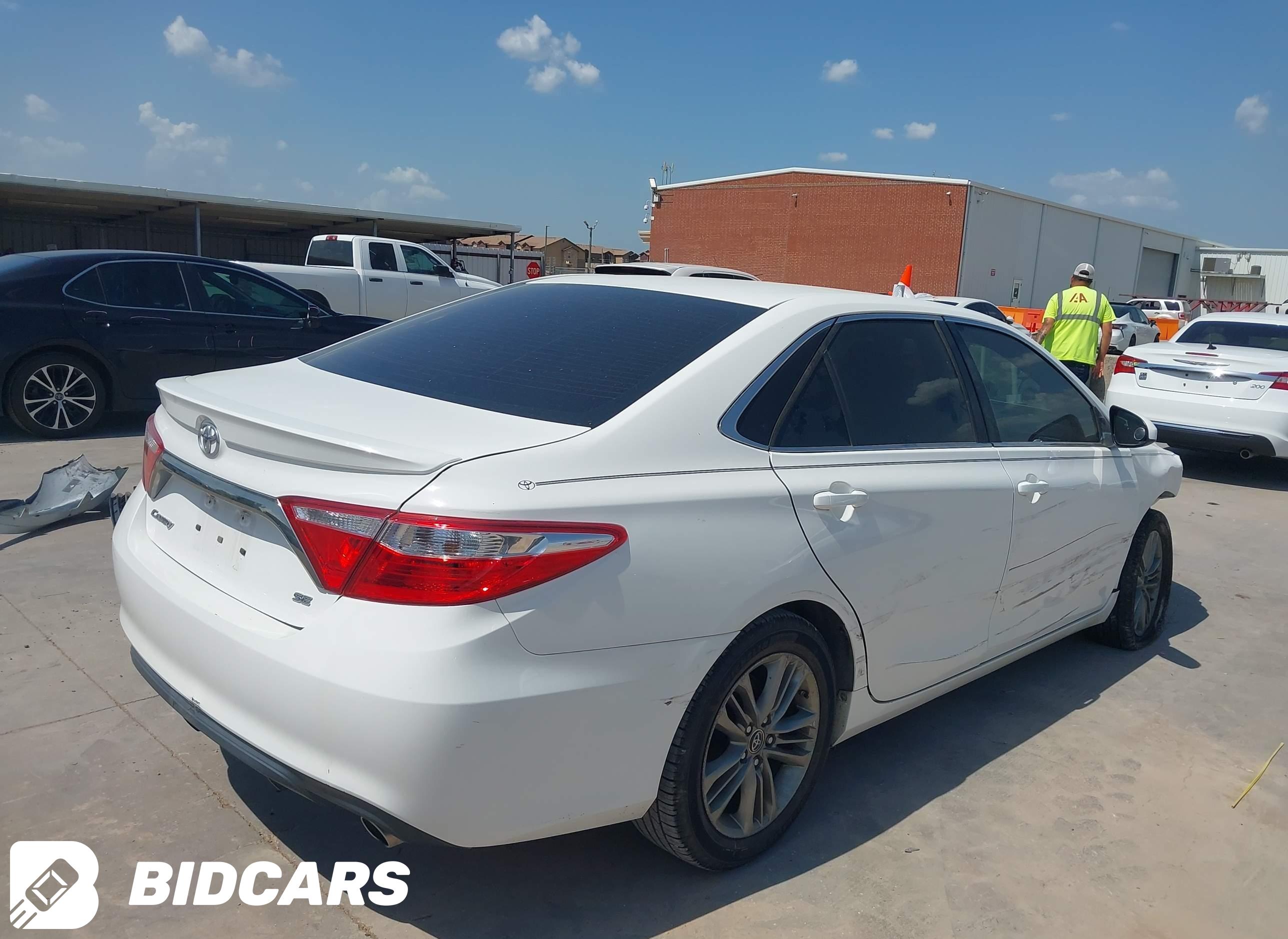 2017 Toyota Camry, SE