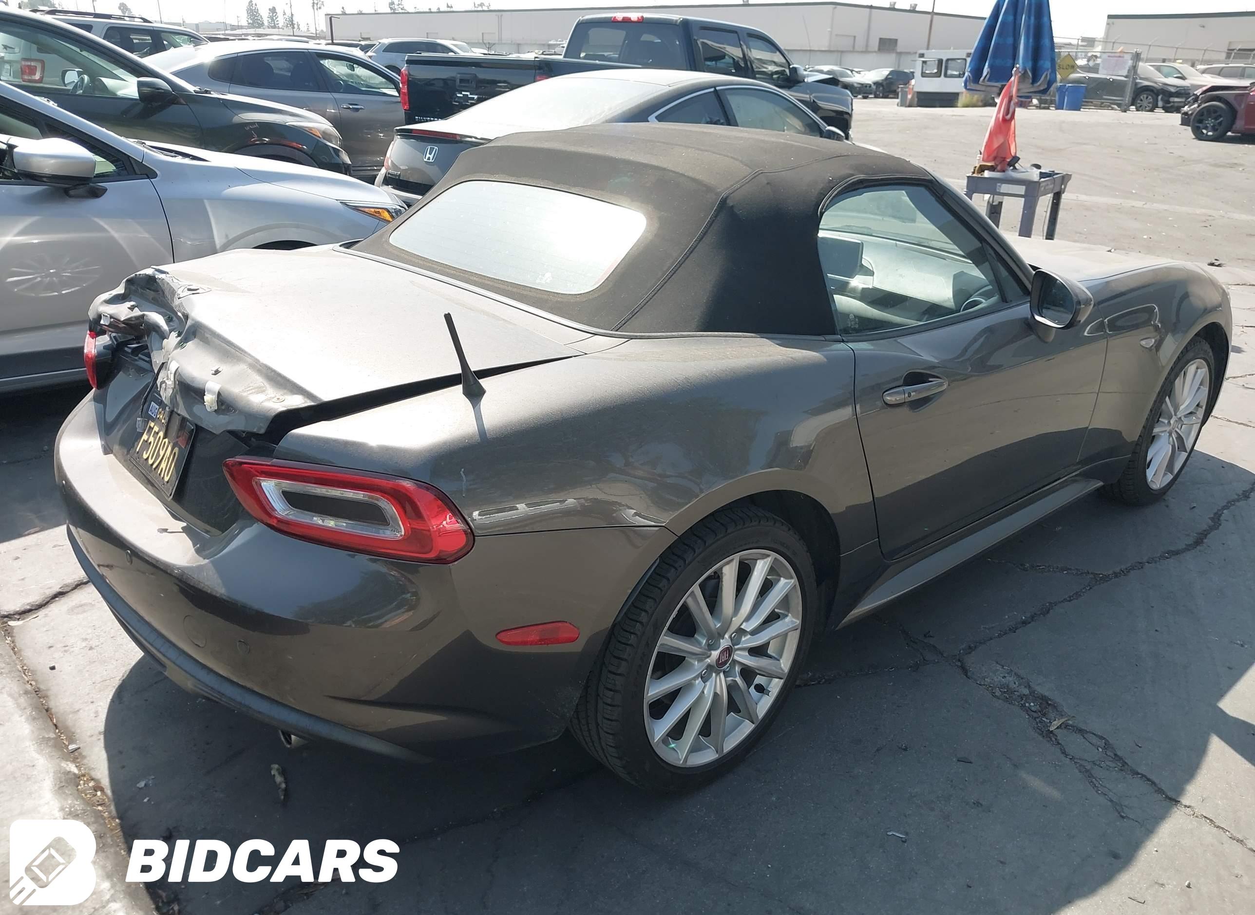 2017 Fiat 124 Spider, Lusso