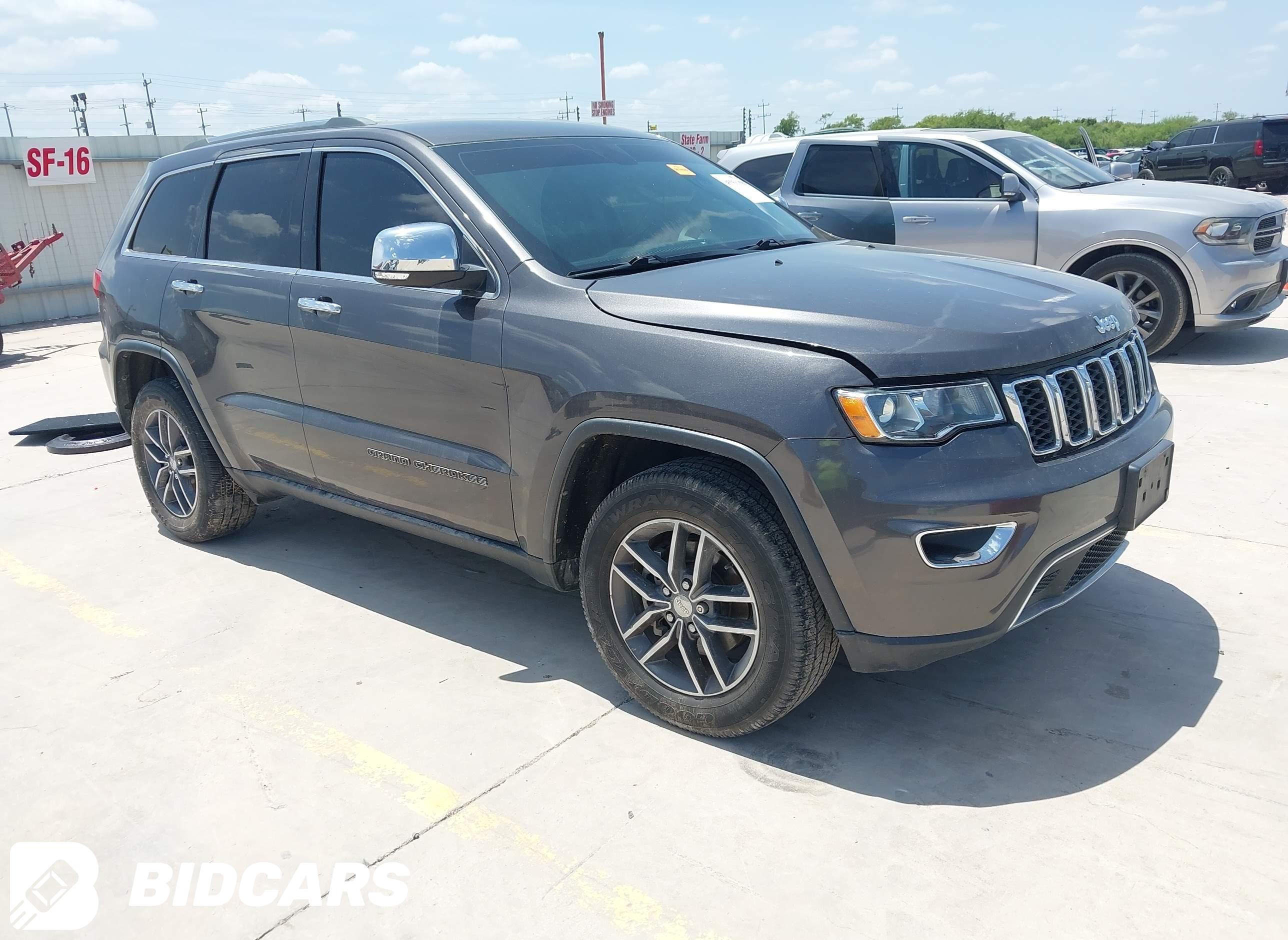 2019 Jeep Cherokee, Latitude...