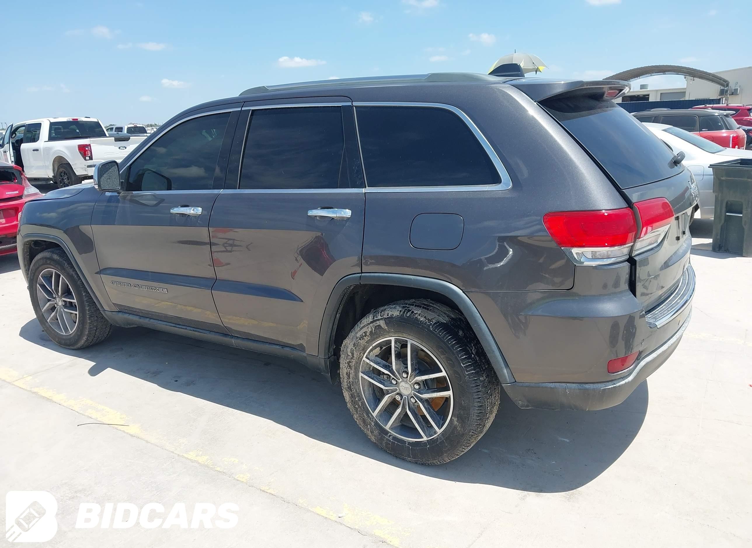 2019 Jeep Cherokee, Latitude...