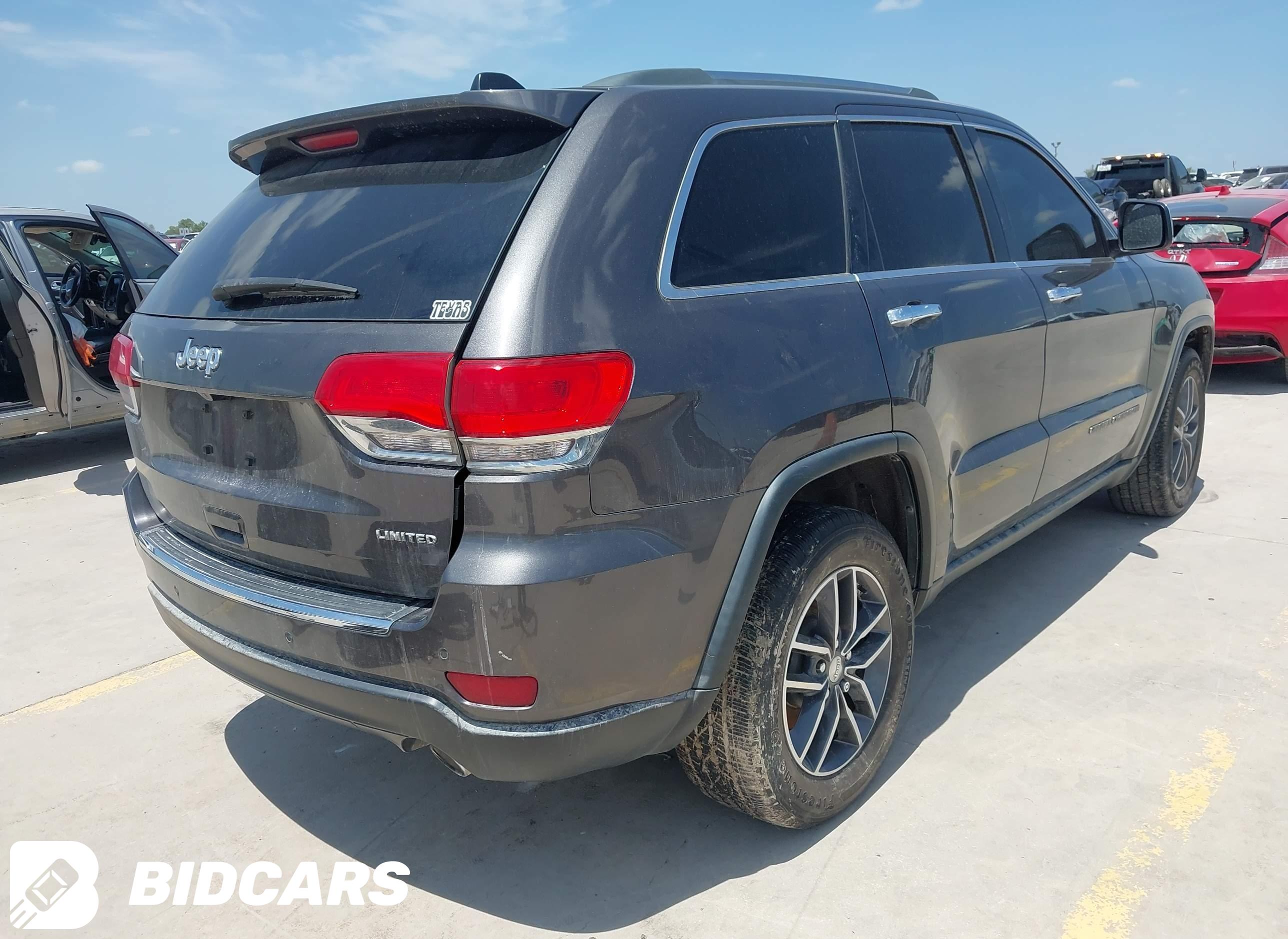 2019 Jeep Cherokee, Latitude...