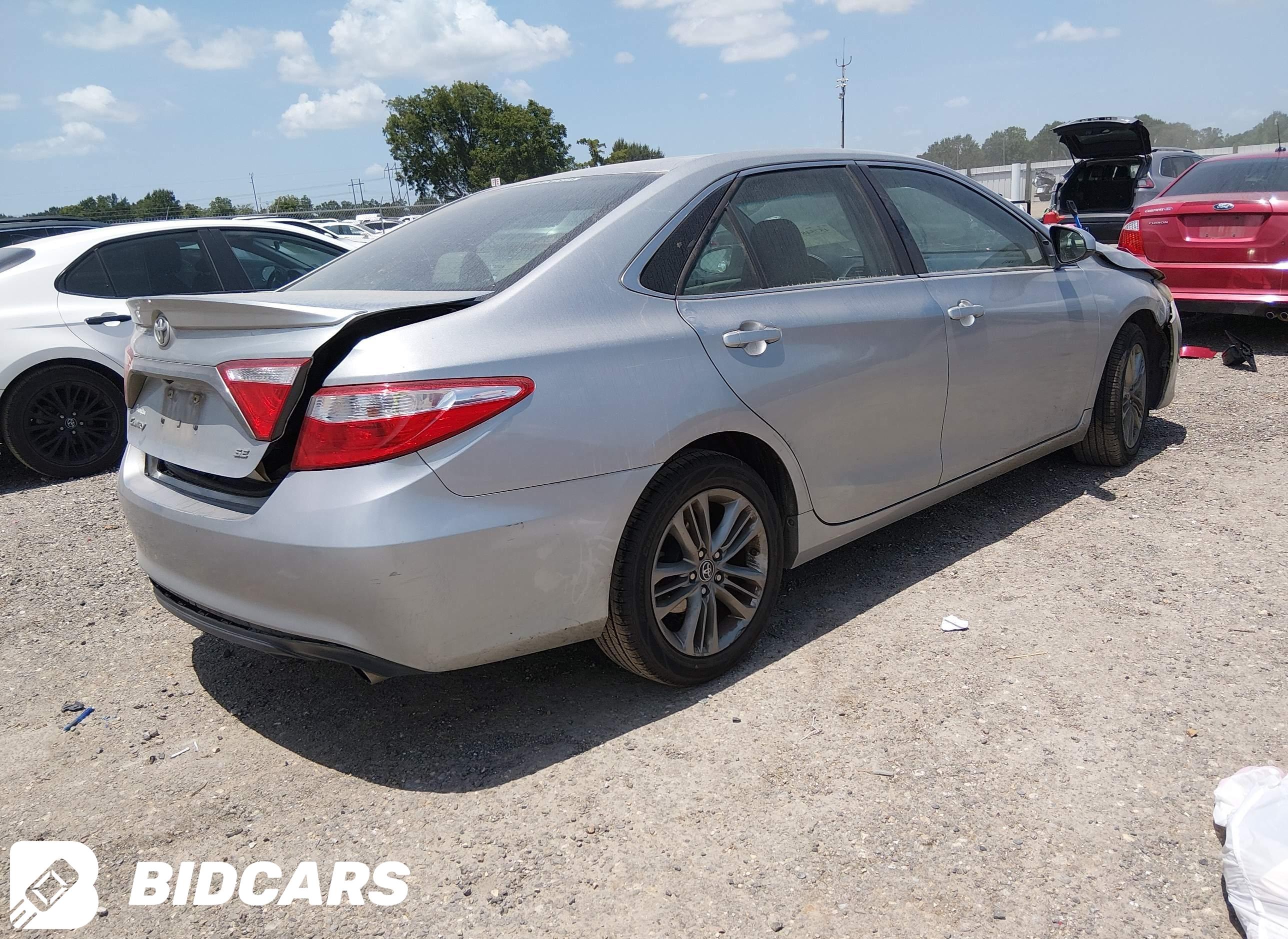2016 Toyota Camry, SE