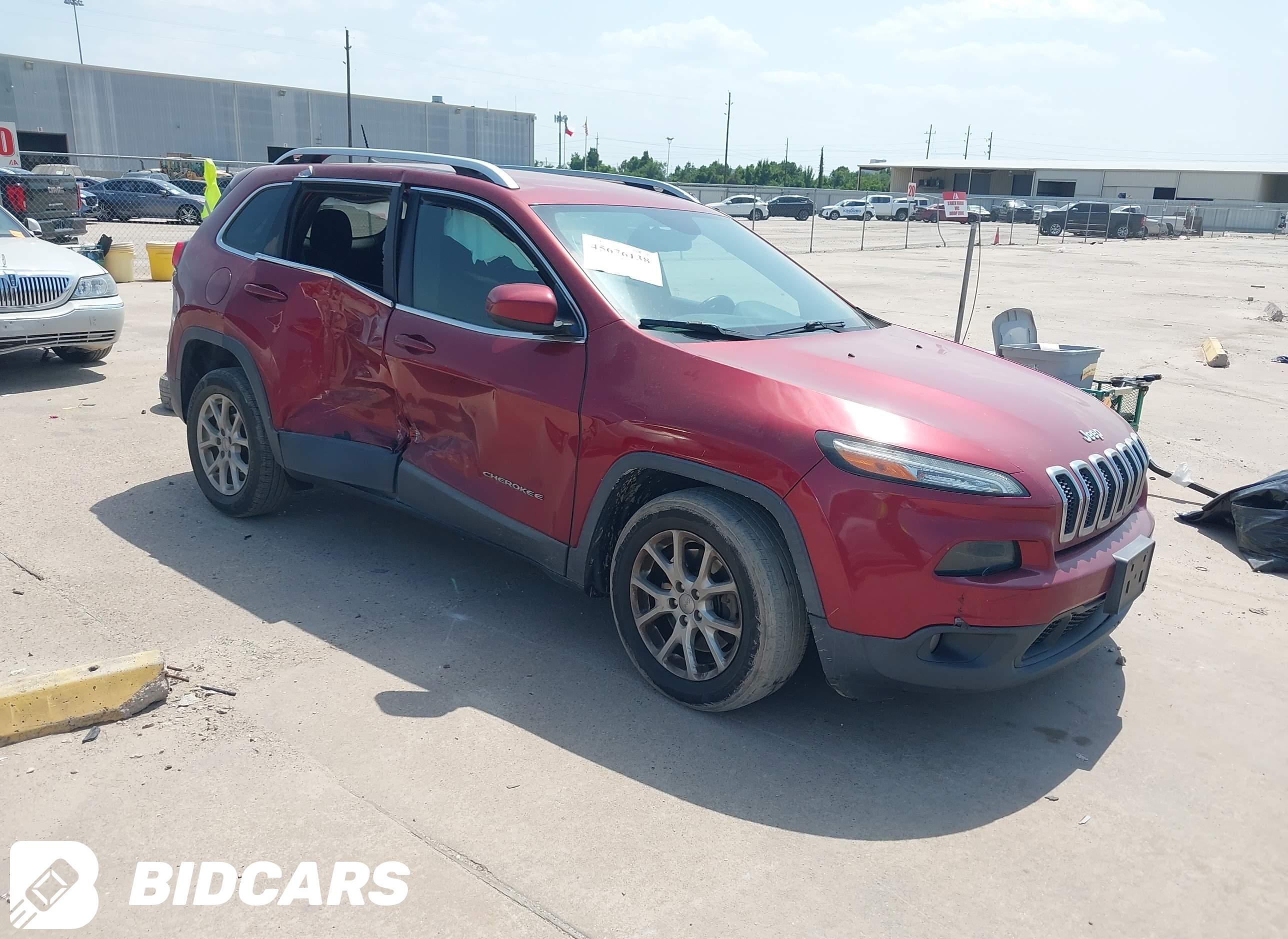 2017 Jeep Cherokee, Latitude