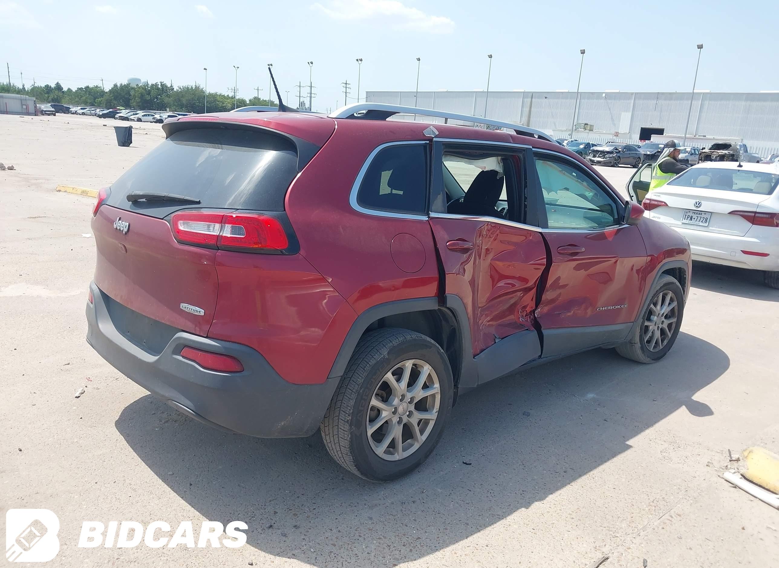 2017 Jeep Cherokee, Latitude