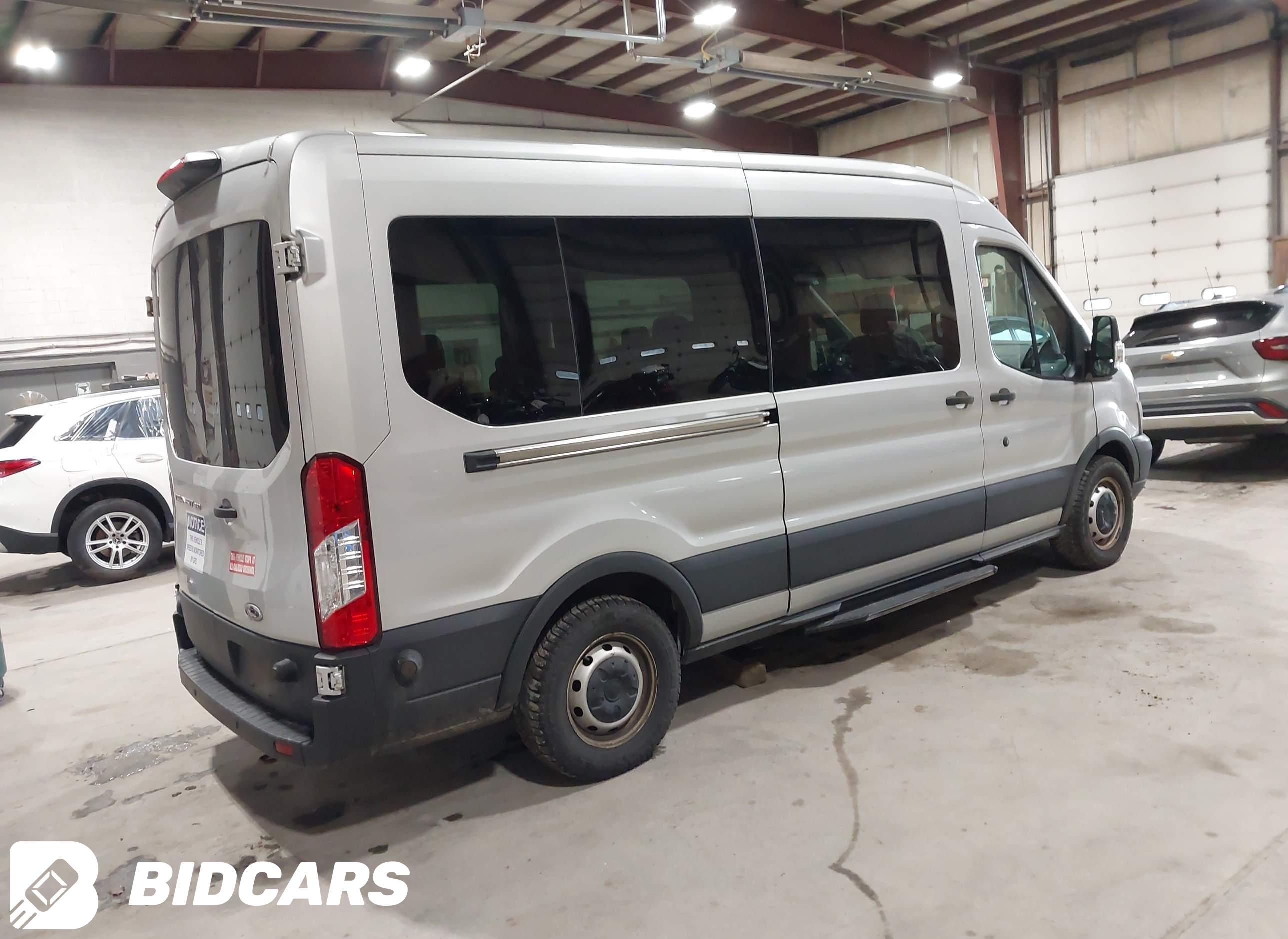 2019 Ford Transit-350, XL