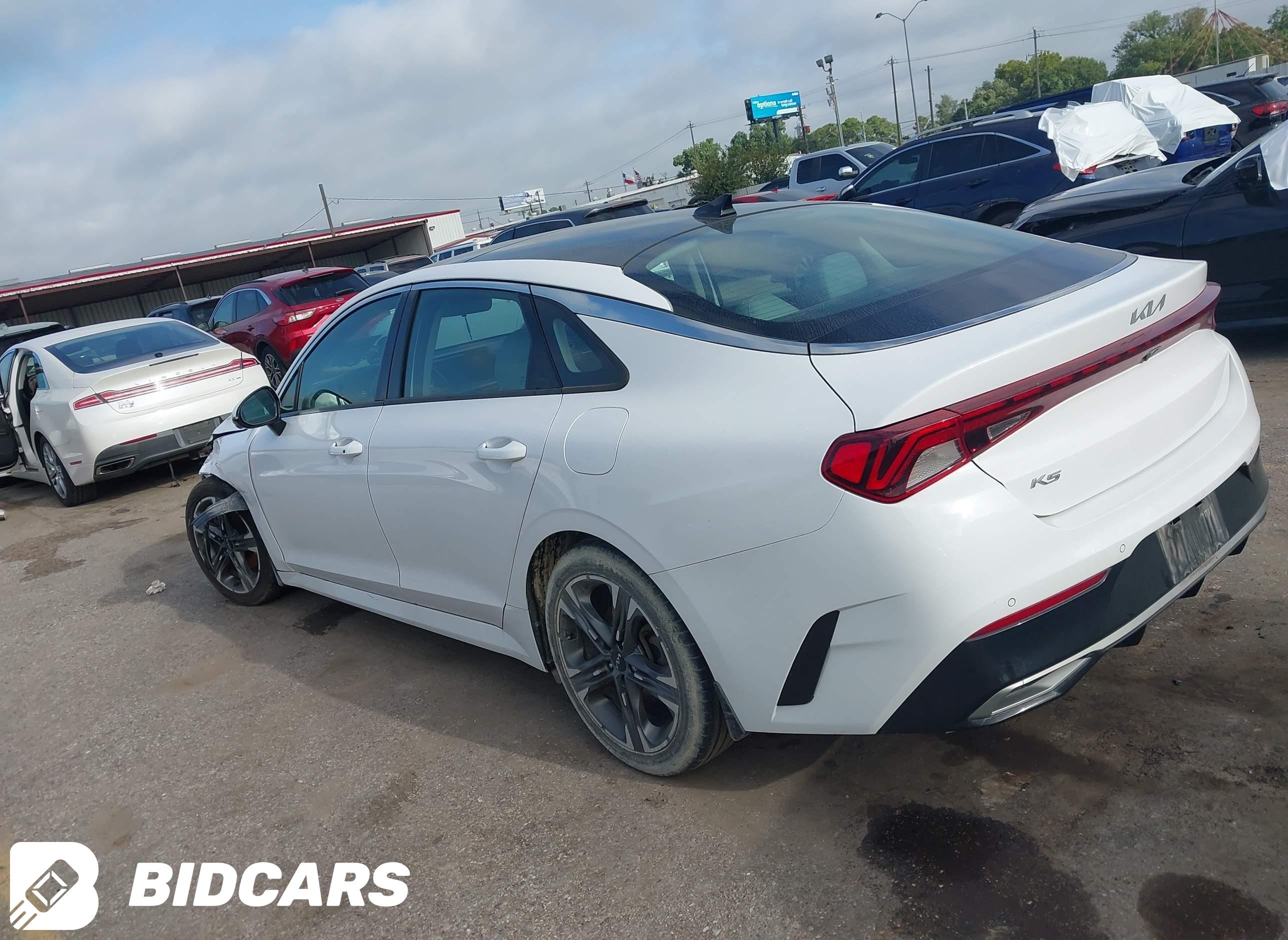 2022 KIA K5, EX
