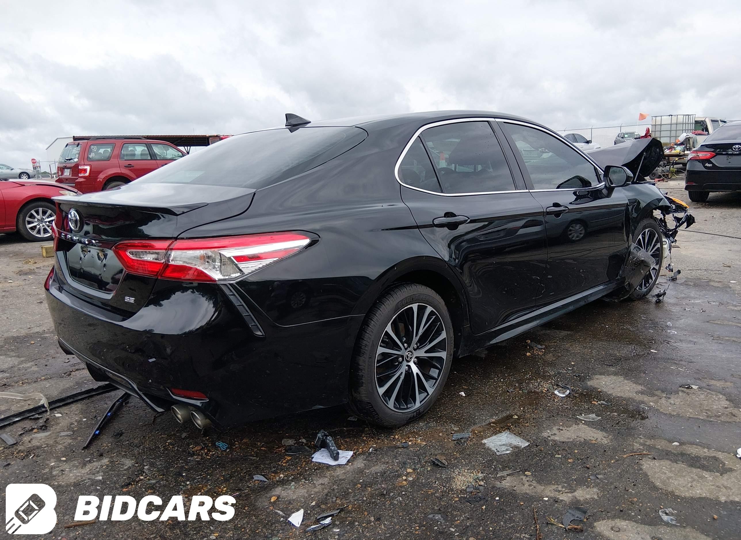 2020 Toyota Camry, SE