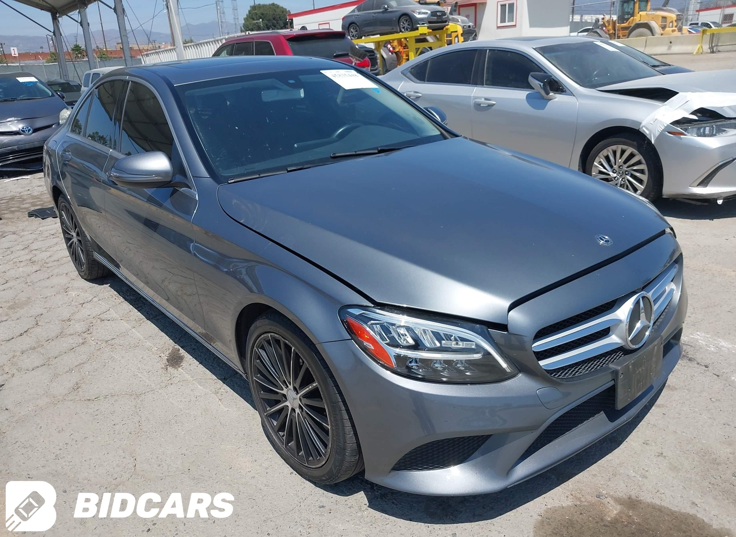 2019 Mercedes-Benz C 300