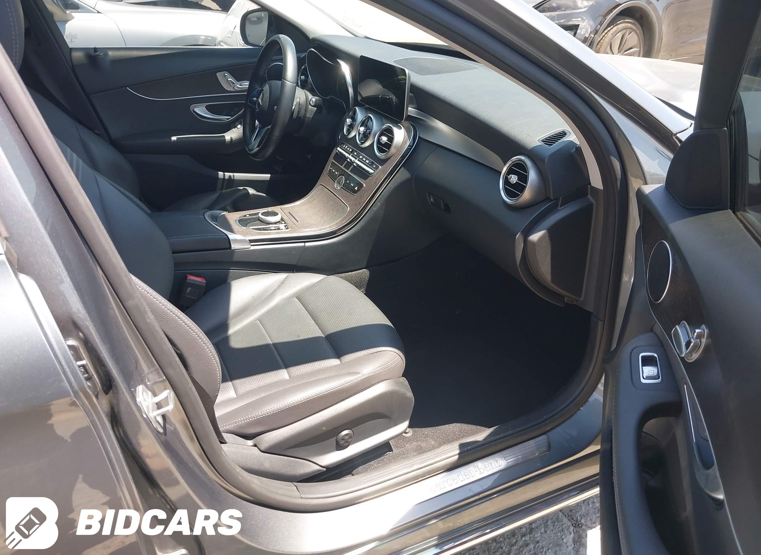 2019 Mercedes-Benz C 300