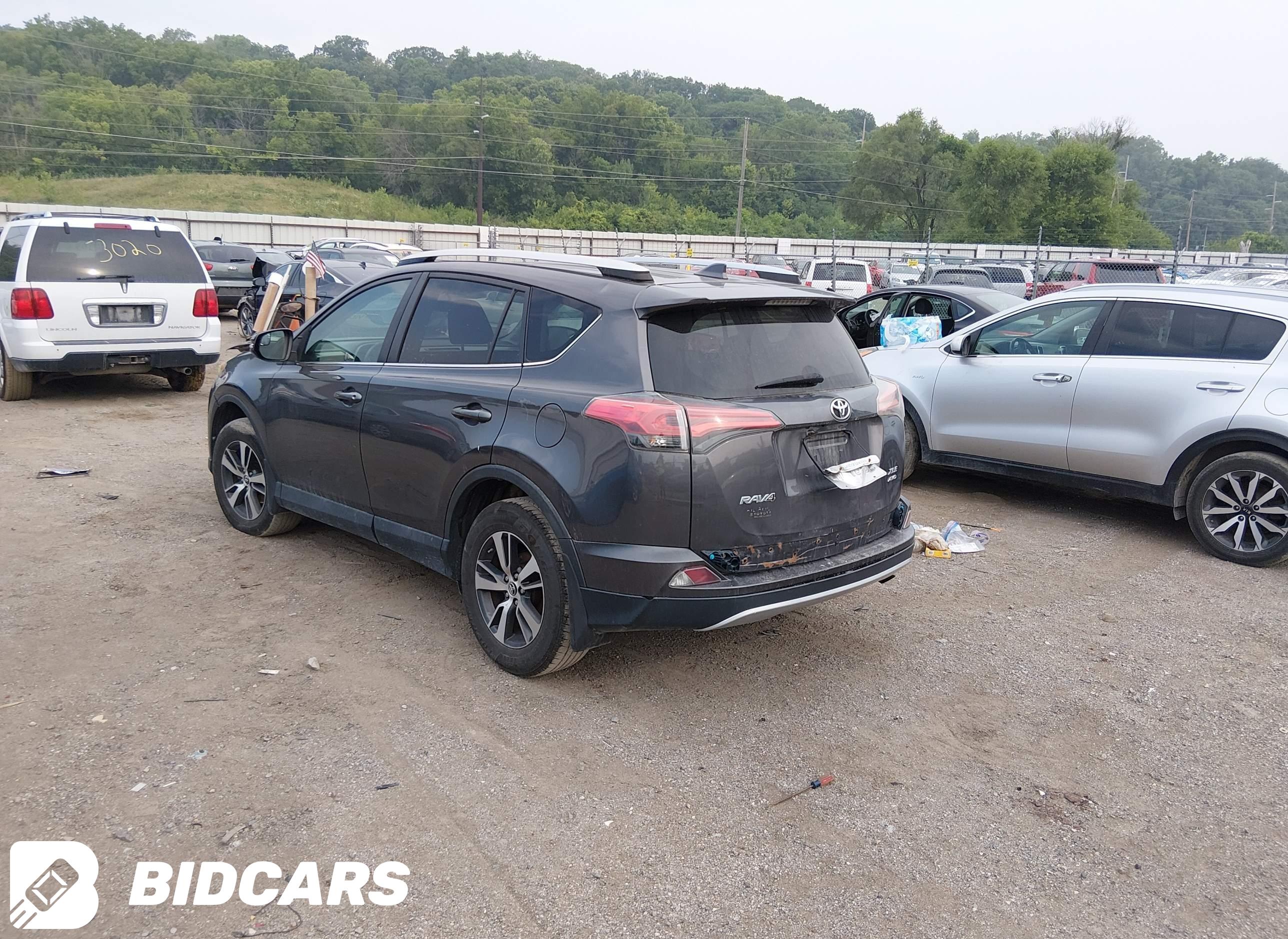 2016 Toyota RAV4, Xle
