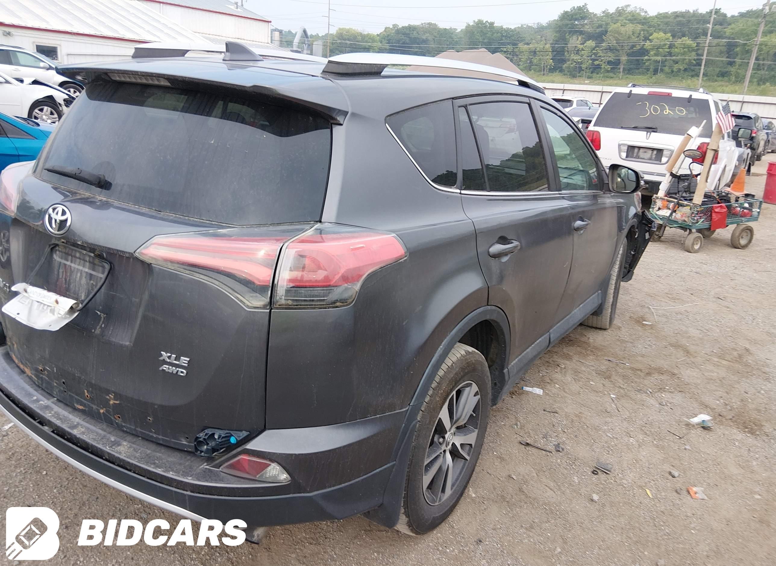 2016 Toyota RAV4, Xle