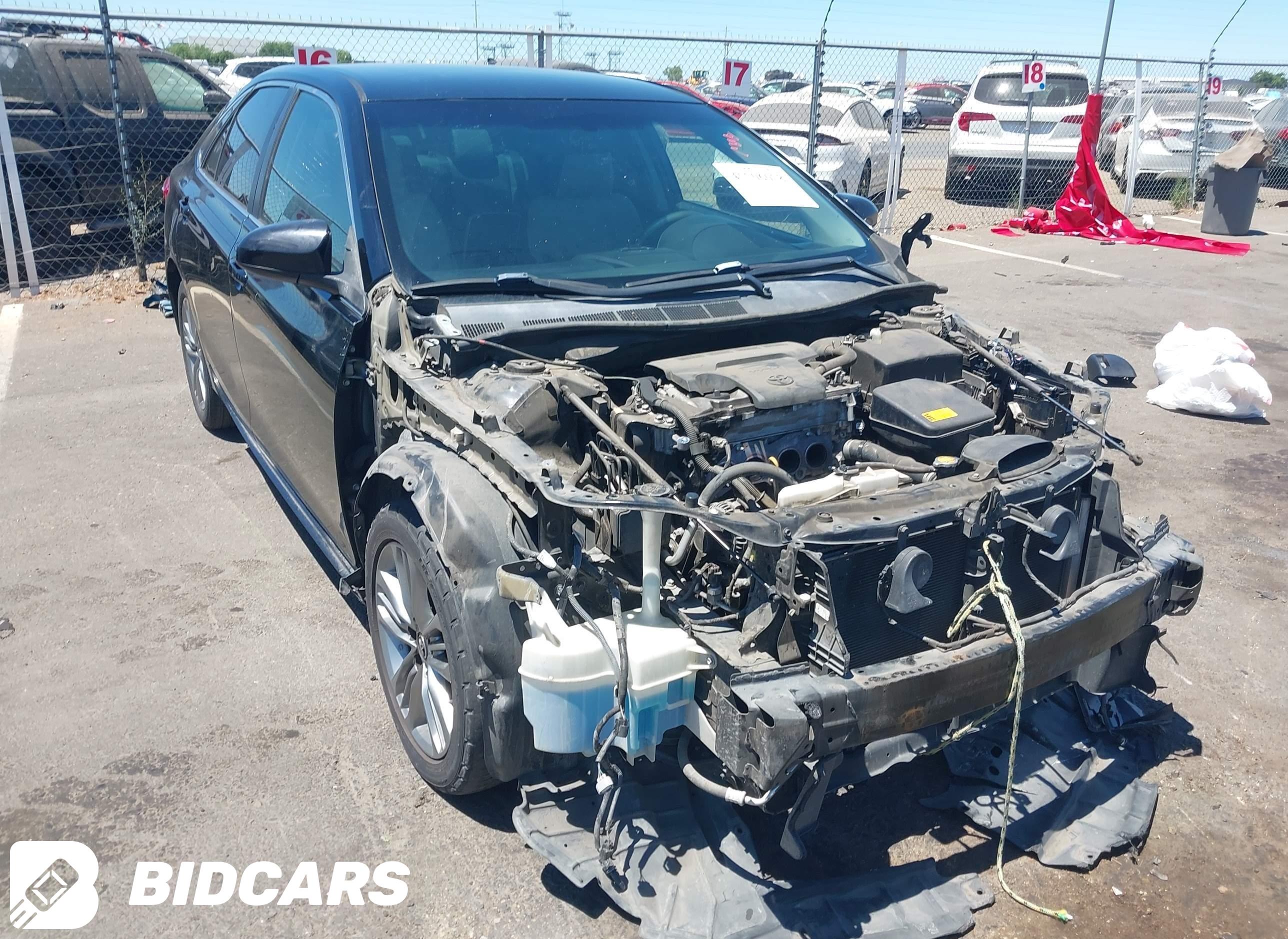2015 Toyota Camry, SE