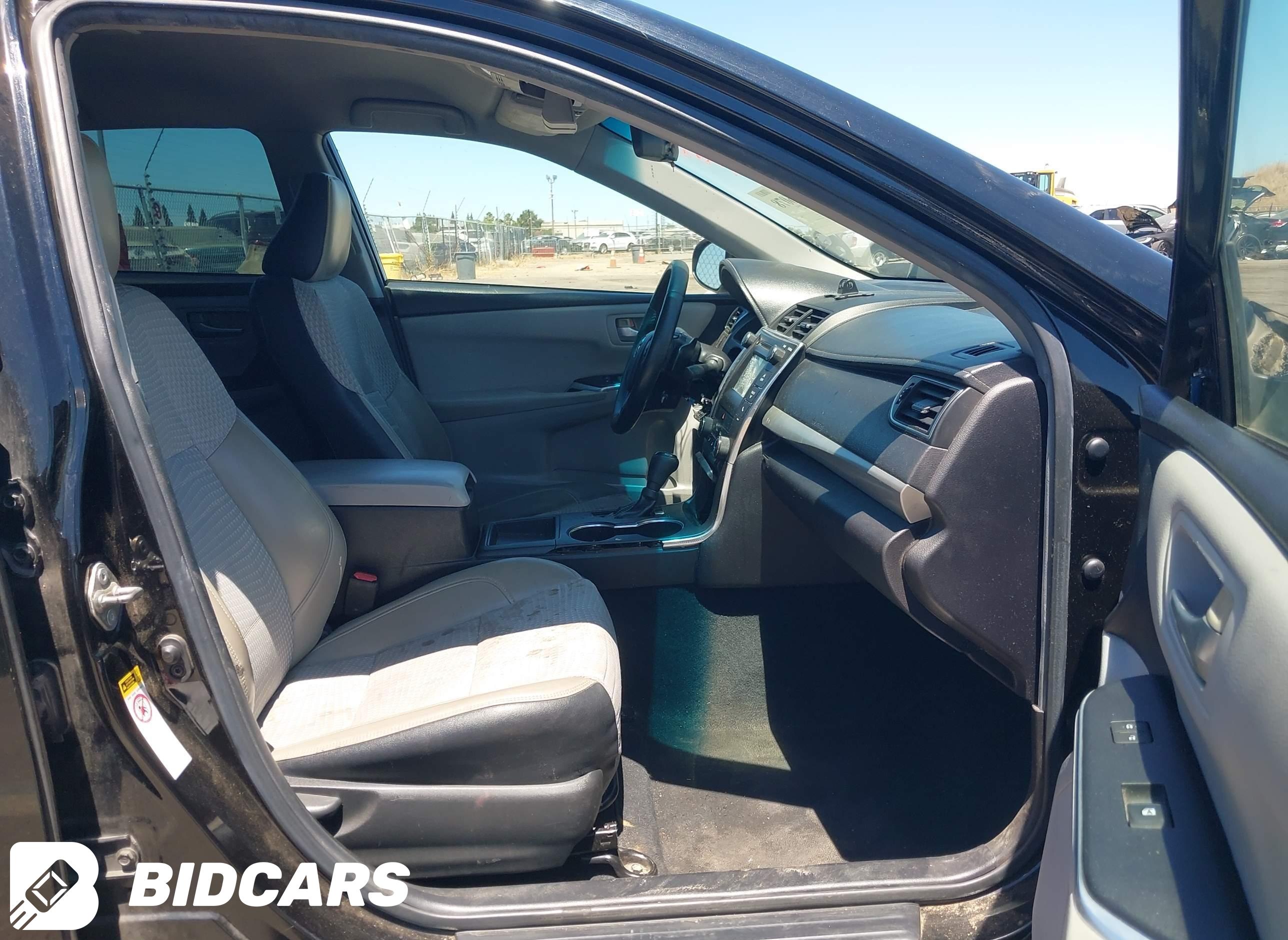 2015 Toyota Camry, SE