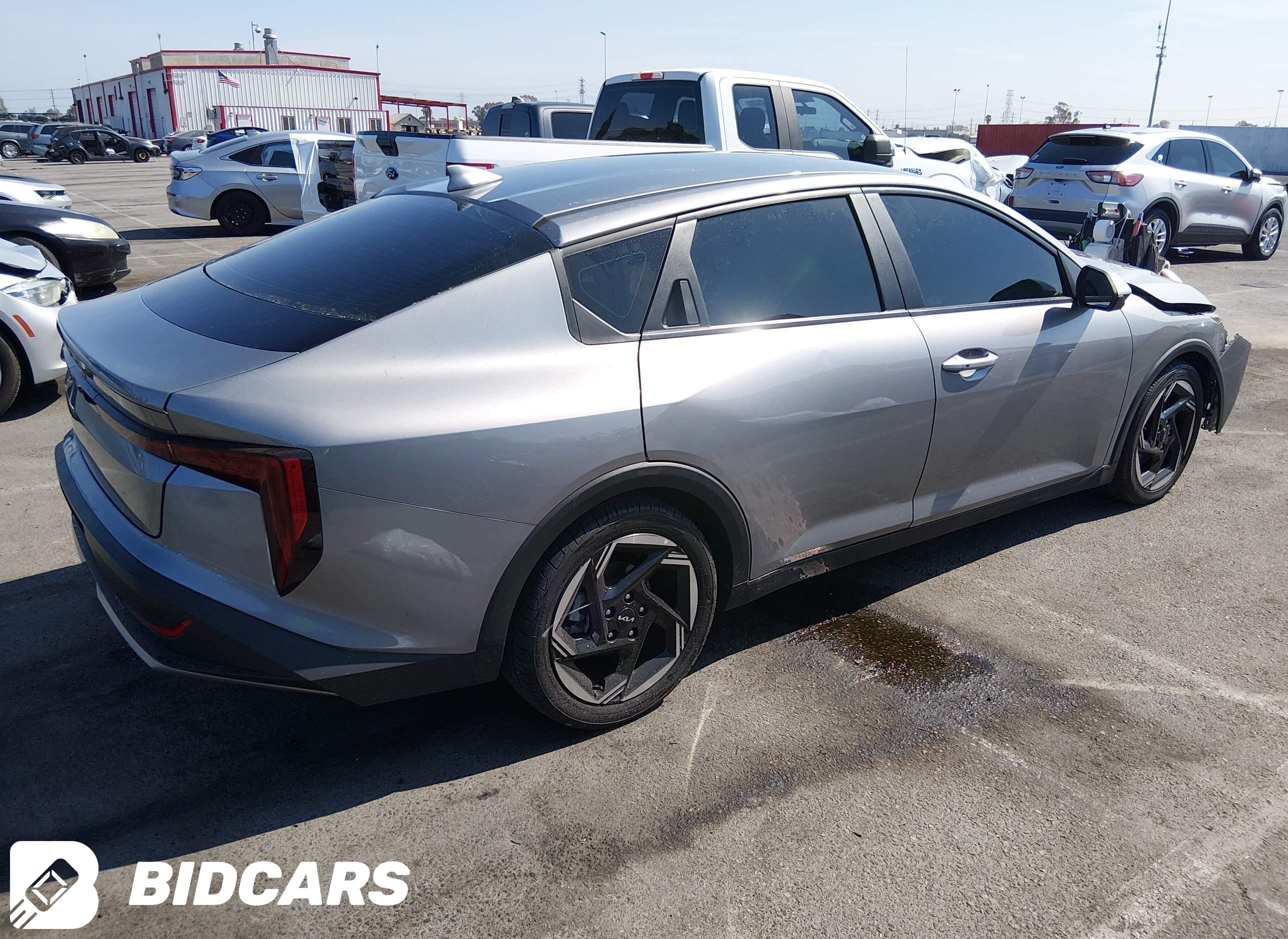 2025 KIA K4, EX