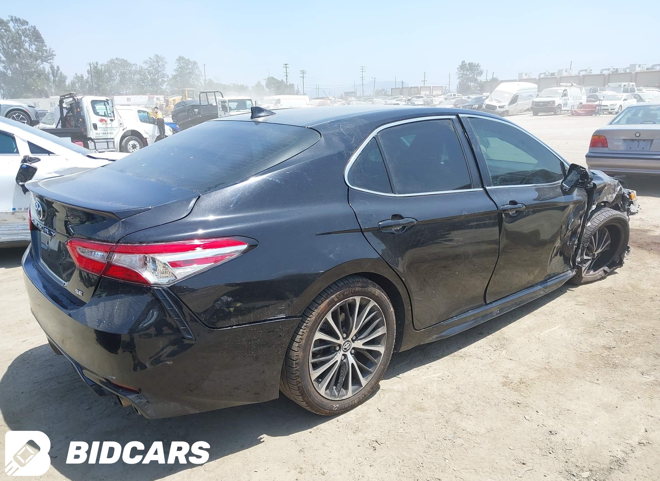 2019 Toyota Camry, SE
